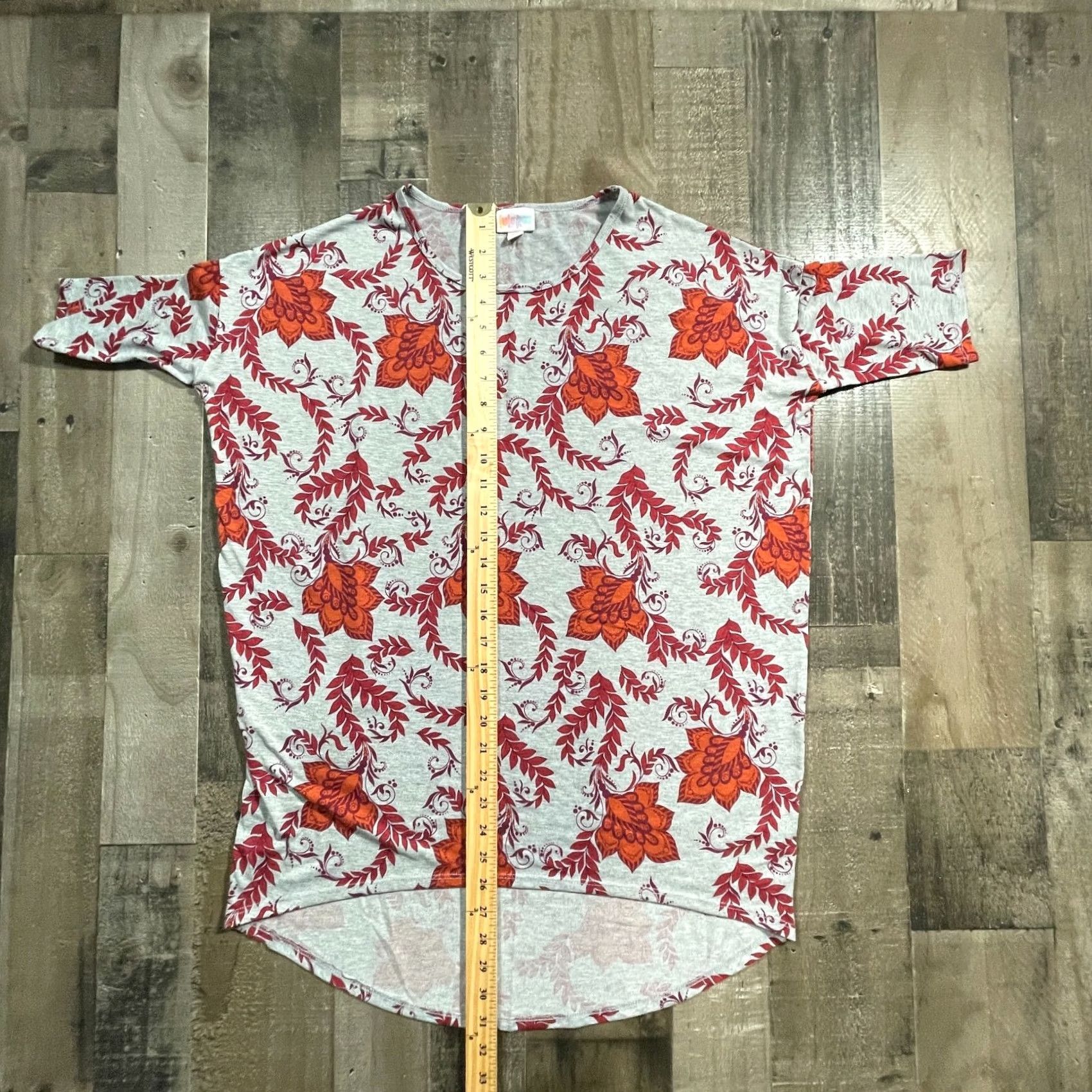Vintage LulaRoe T Shirt Womens XS Red Floral Round Neck Dolman Tee Size XS / US 0-2 / IT 36-38 - 6 Thumbnail