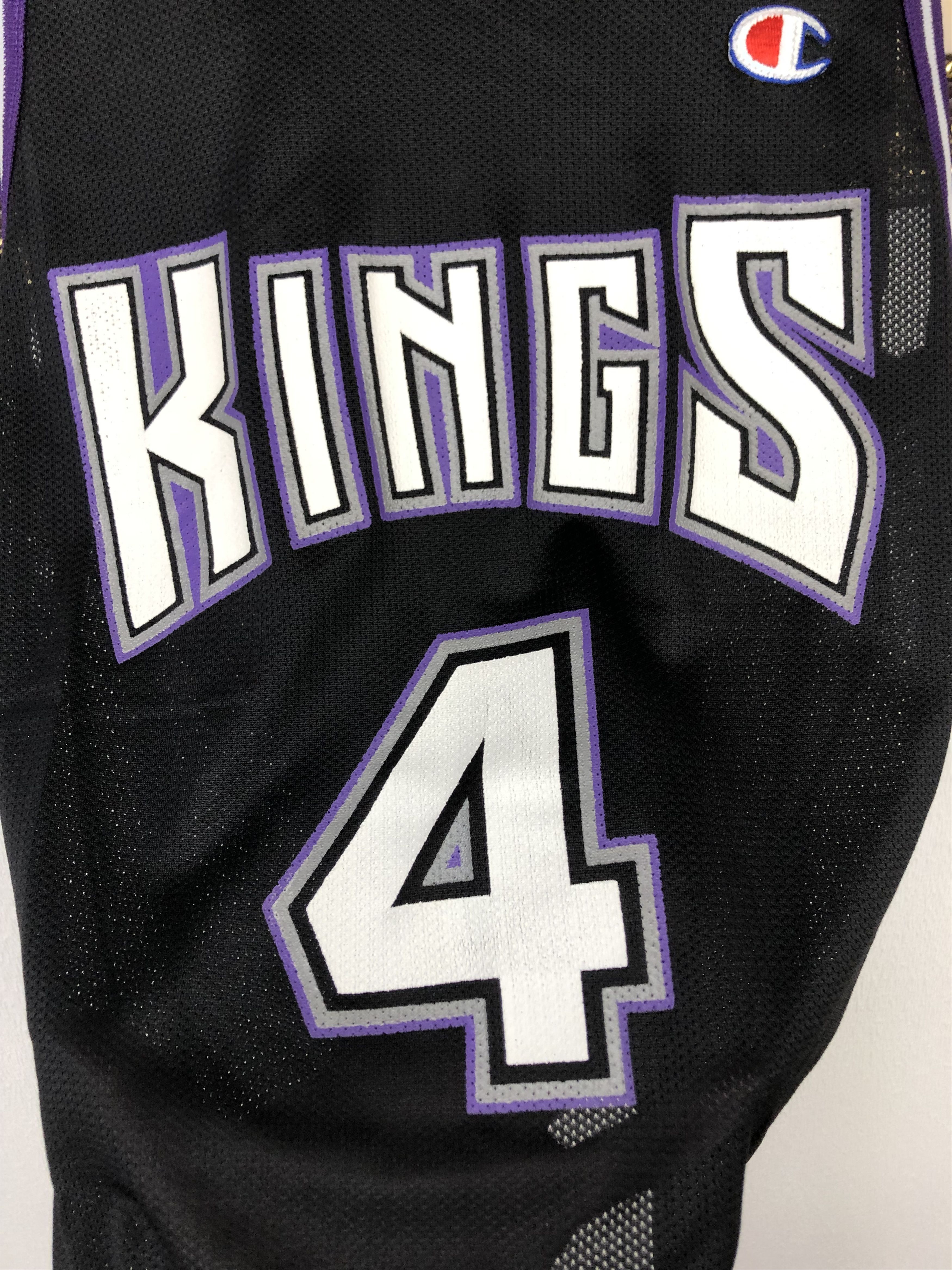 Champion Vintage 90's Corliss Williamson #4 Sacramento Kings Champion Size US M / EU 48-50 / 2 - 5 Thumbnail