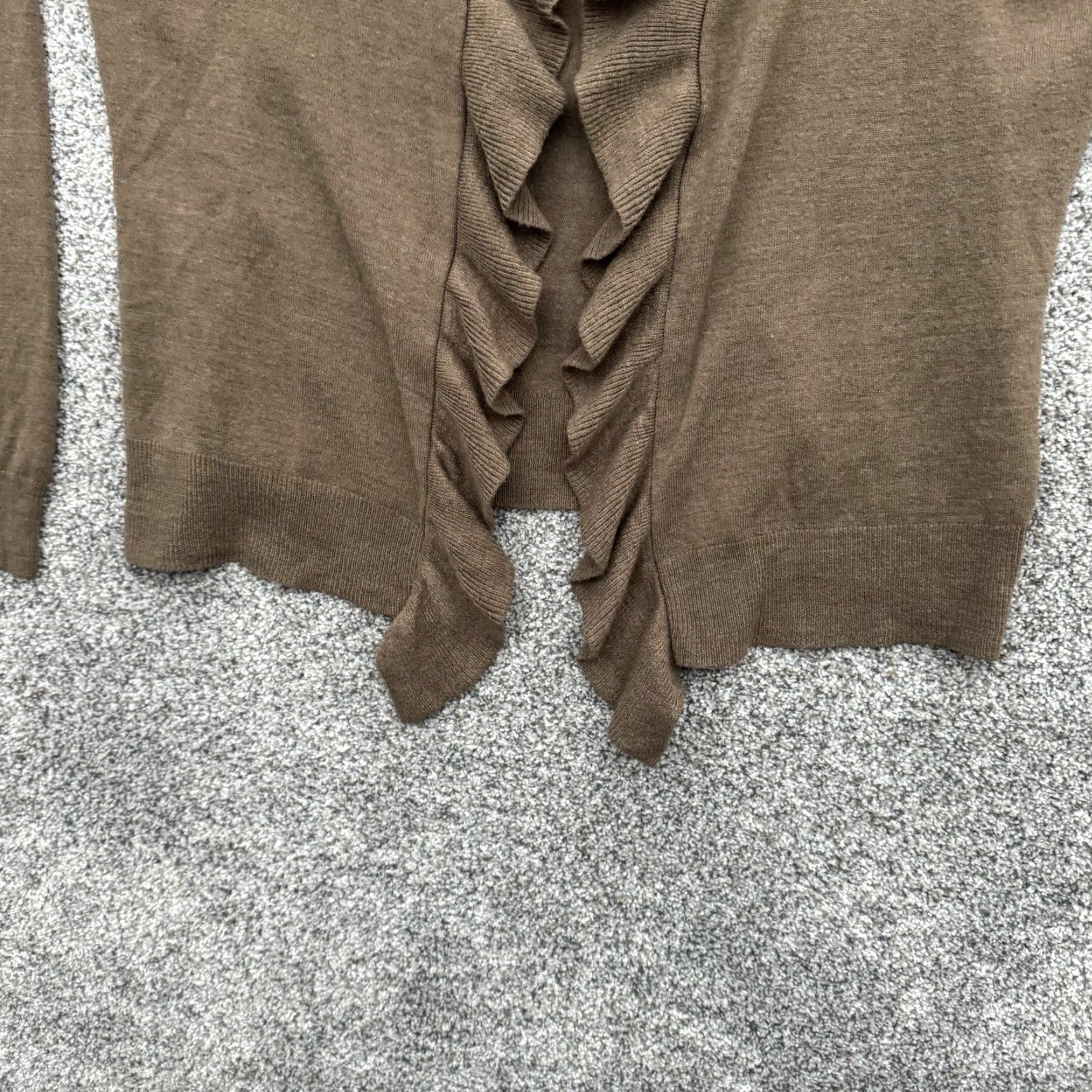 Vintage VINTAGE? New York & Company Open Ruffle Cardigan XL Office Soft Girl Fairy Grunge Sweater Cardigan Women XL Brown Acrylic Ruffle Open Office Size XL / US 12-14 / IT 48-50 - 4 Thumbnail