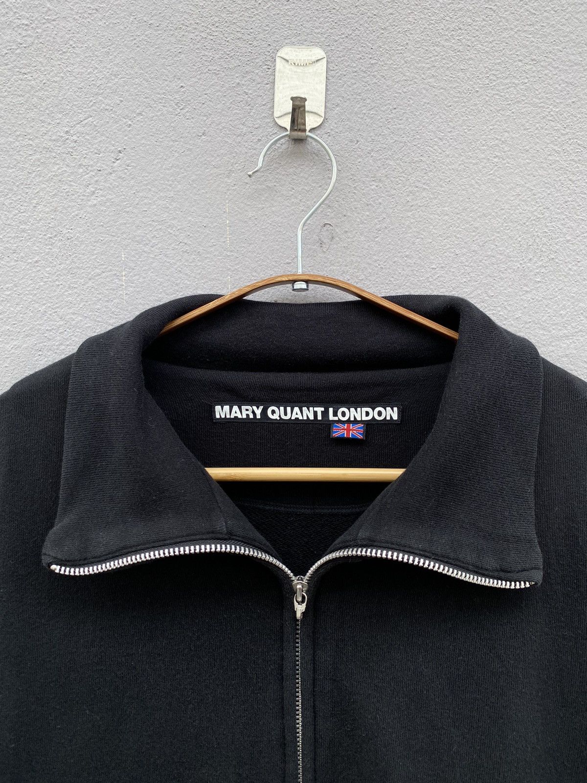 Designer × Japanese Brand 🔥MARY QUANT LONDON “Cosmetics Stuff” Embroidery Logo Sweater Size M / US 6-8 / IT 42-44 - 5 Thumbnail