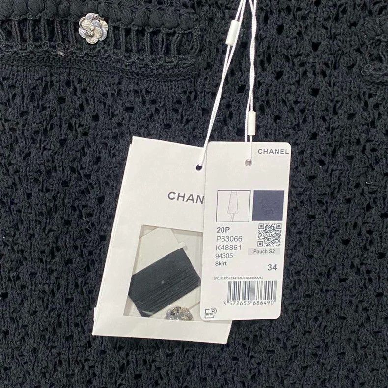 Chanel Chanel Black braided skirt 2504-Nextarrow Size 42" / US 20 - 7 Thumbnail
