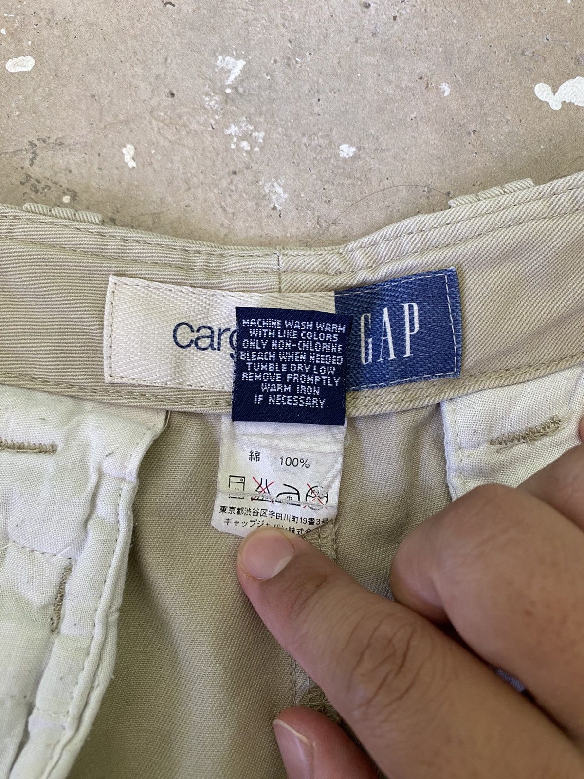 Gap Vintage GAP Cargo Shorts Distressed Beige W33 Size US 33 - 5 Thumbnail