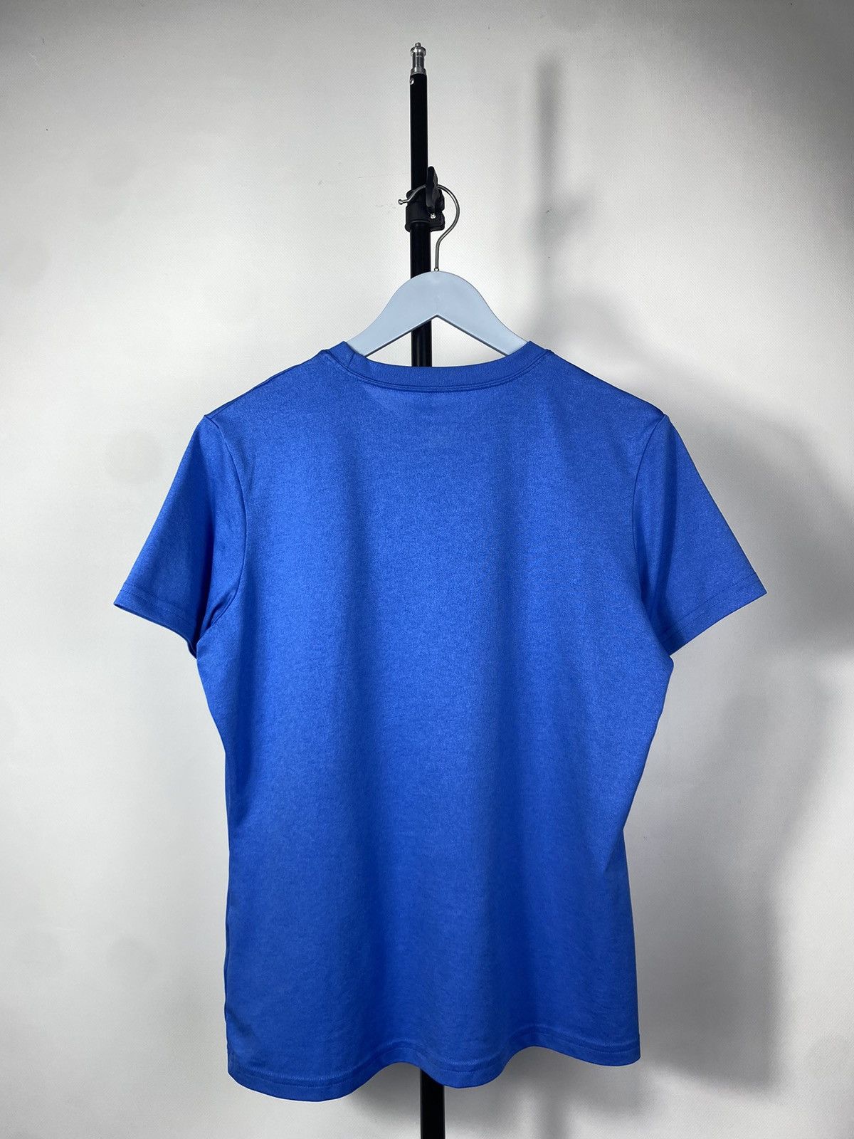 Nike × Vintage Vintage 90s Nike central Logo T shirt Style Boxy Rap Size US S / EU 44-46 / 1 - 6 Thumbnail