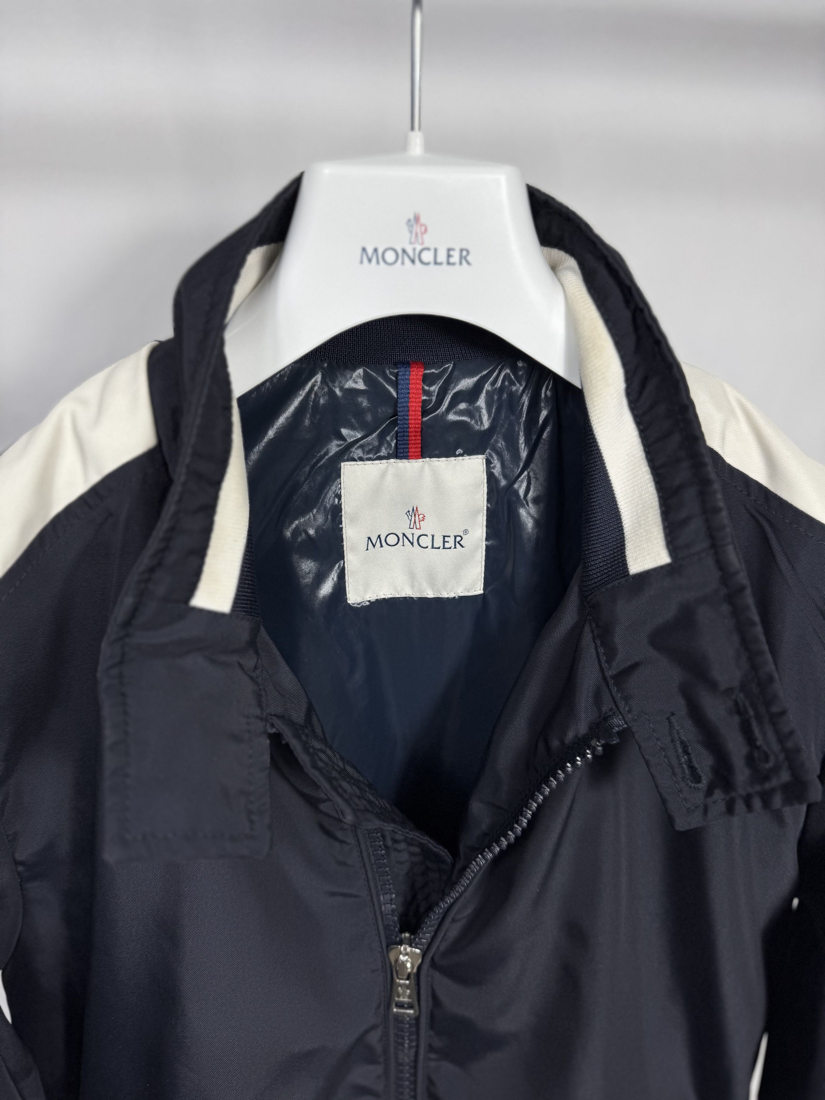 Moncler Moncler Champollion Jacket Size US L / EU 52-54 / 3 - 4 Thumbnail