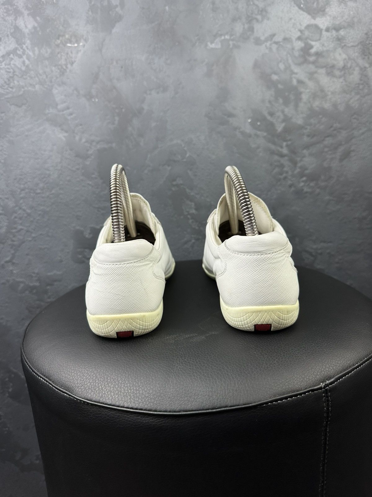 Prada Prada Vintage Leather Casual Low Top Shoes Womens's Size 37 Size US 7 / IT 37 - 7 Thumbnail