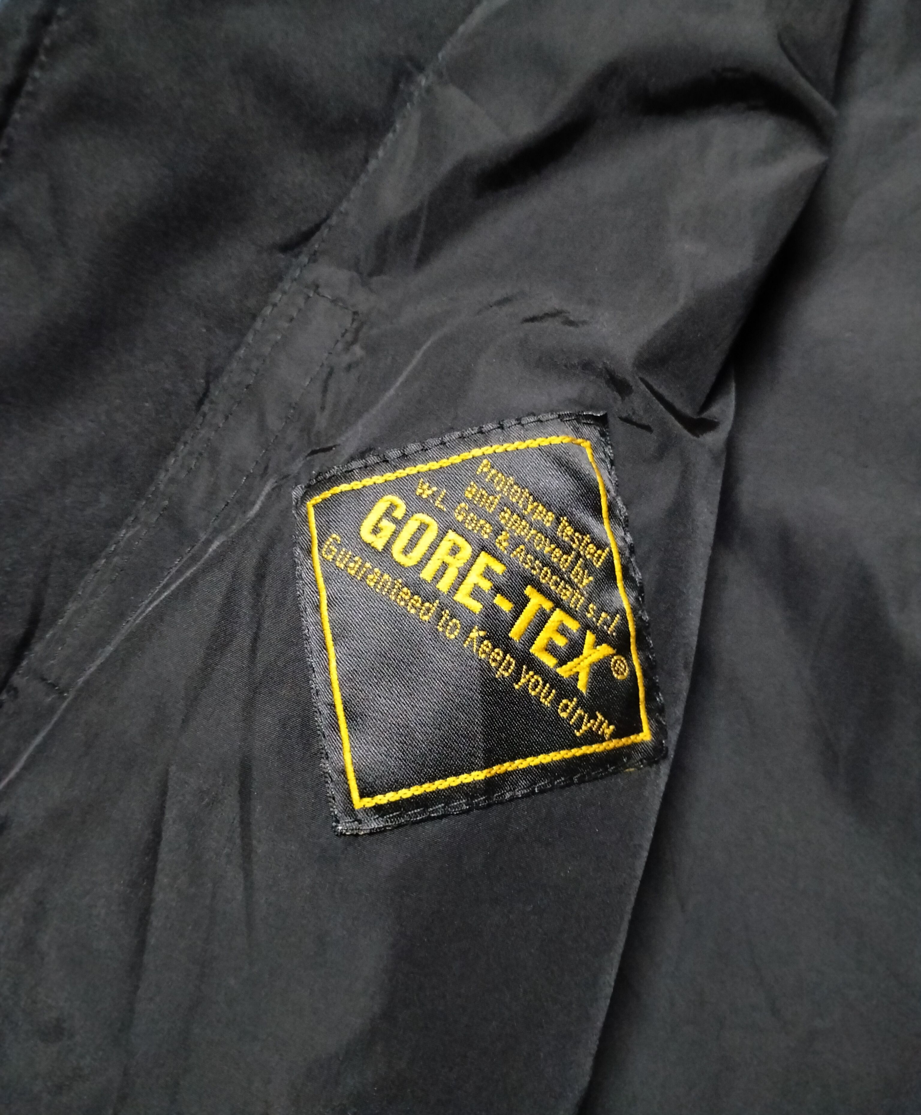 Prada Prada sports Gore-tex Polyester Jacket Size US L / EU 52-54 / 3 - 18 Thumbnail