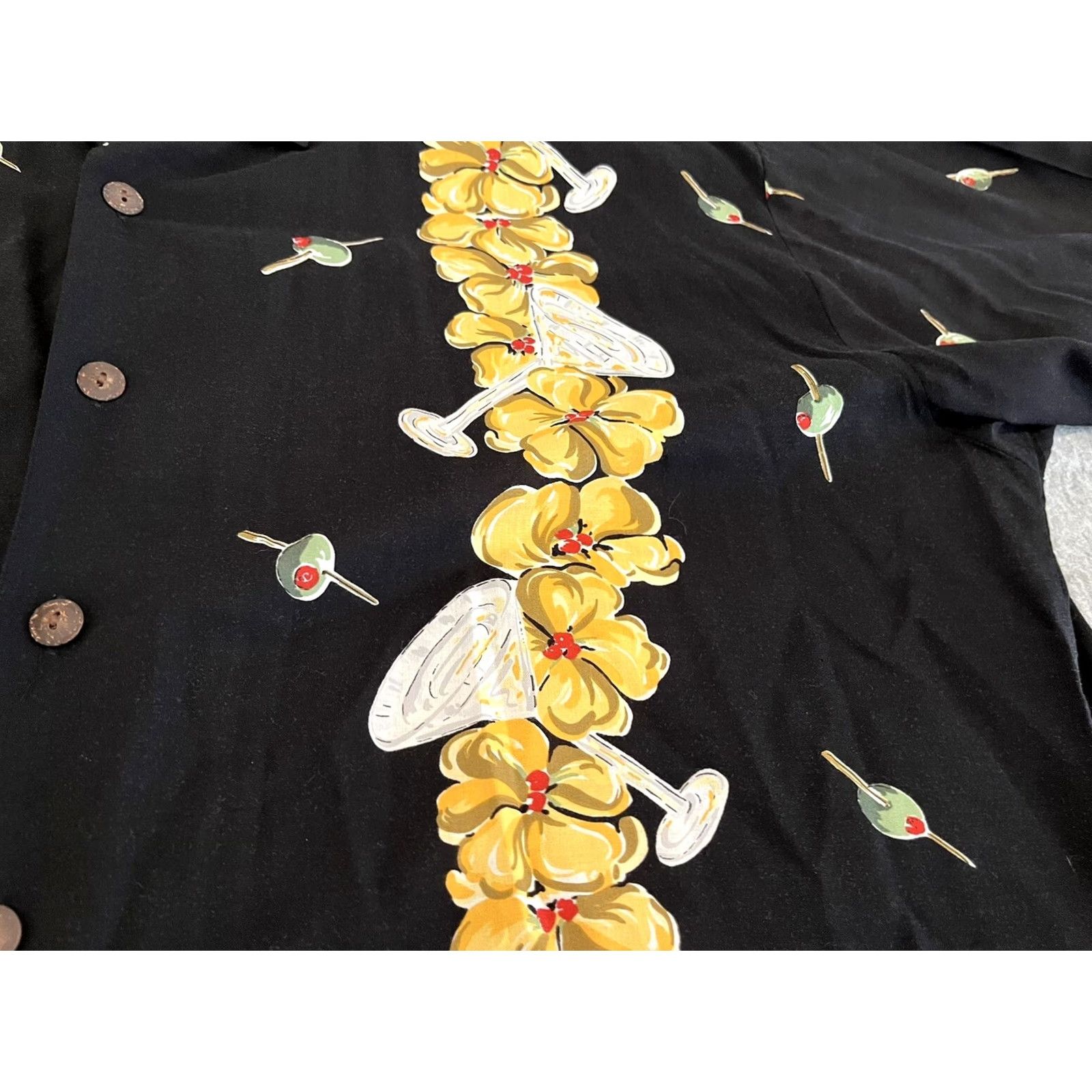 Olive Kahala Black Hawaiian Shirt Rayon Mens XL Button-Up Short Sleeve Floral Pattern Casual Party/Cocktail Travel Beer Olives Martins Size US XL / EU 56 / 4 - 4 Thumbnail