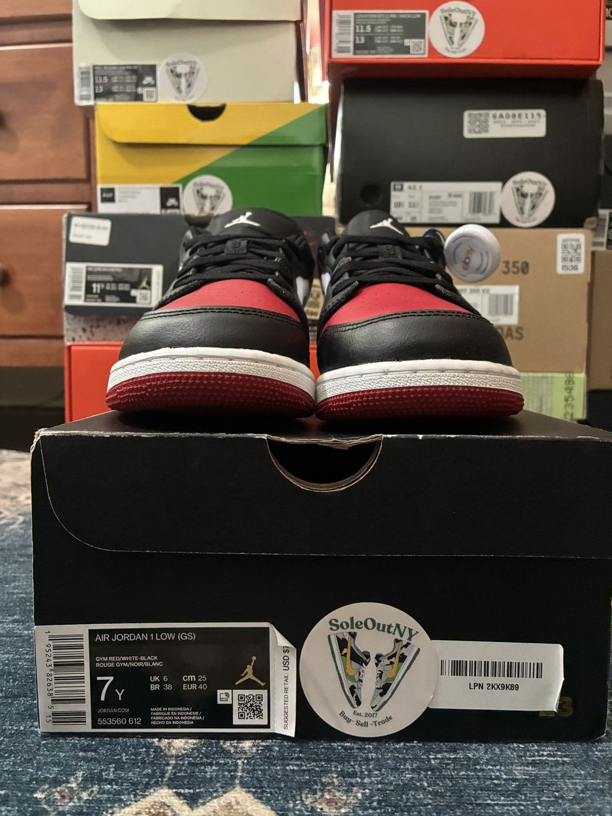 Jordan Brand Air Jordan 1 Low Bred Toe SKU 553560-612 Brand New Size US 7 / EU 40 - 4 Thumbnail