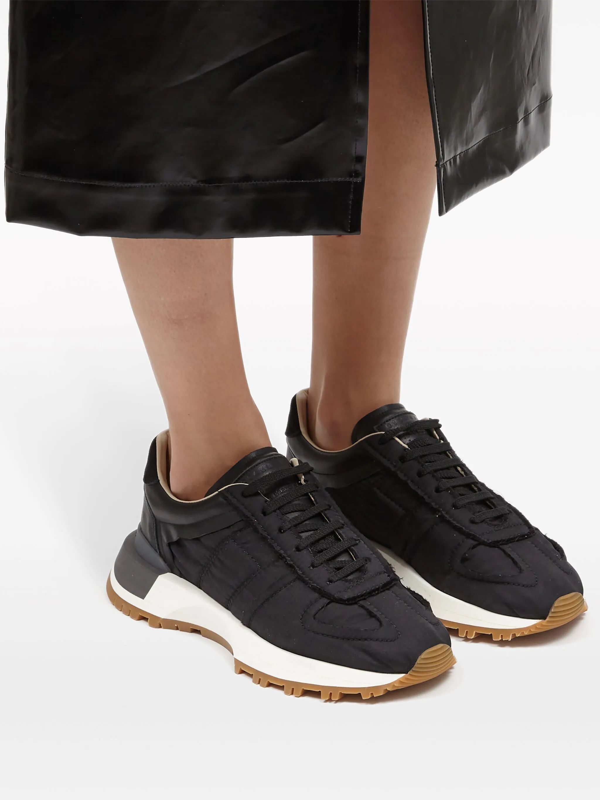 Maison Margiela oc11z1225 50-50 Ankle Strap Low-Top Sneakers in Black Size US 7 / IT 37 - 6 Thumbnail