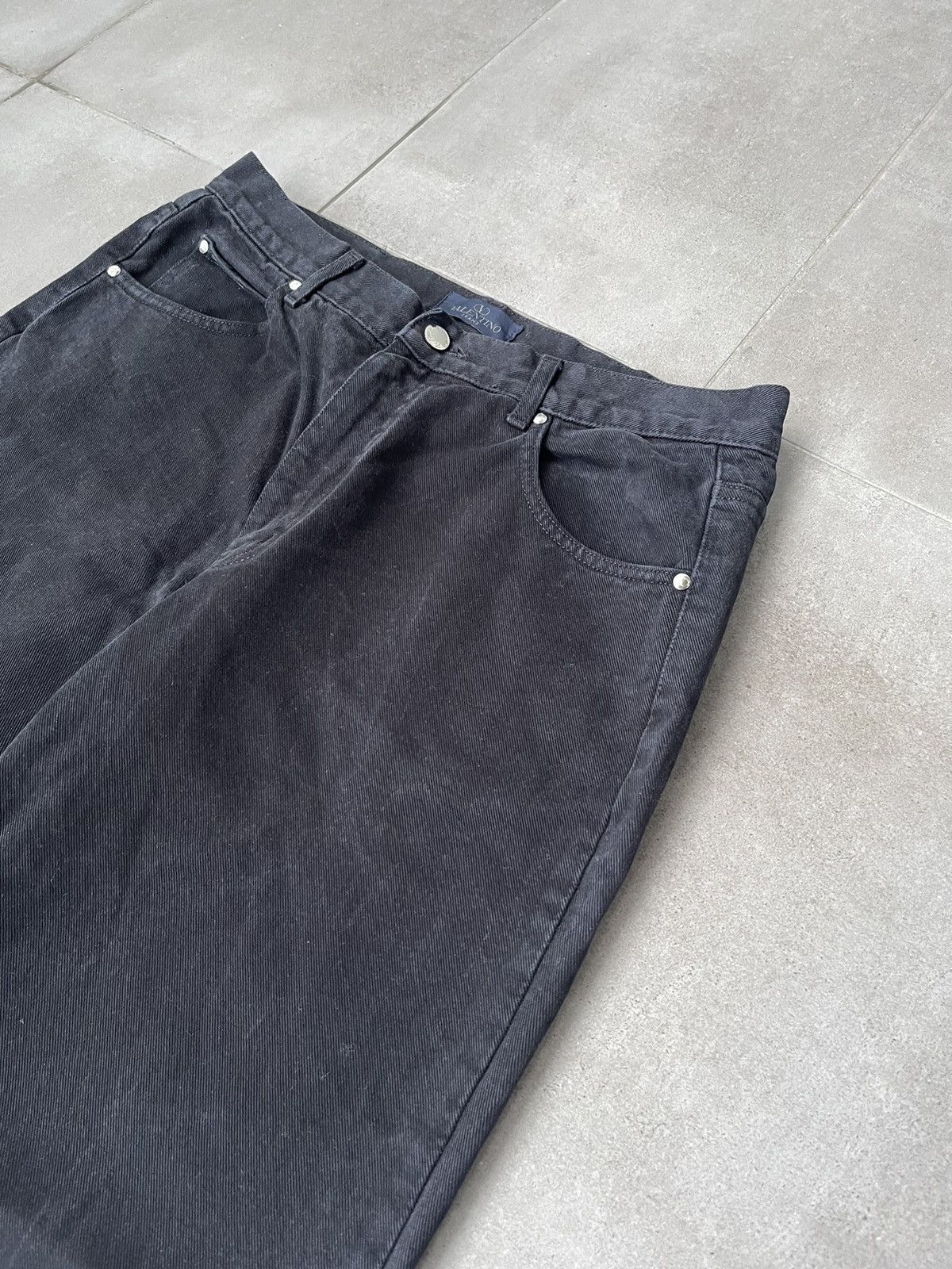 Valentino Valentino Jeans Black Baggy Denim Pants Size US 34 / EU 50 - 9 Thumbnail