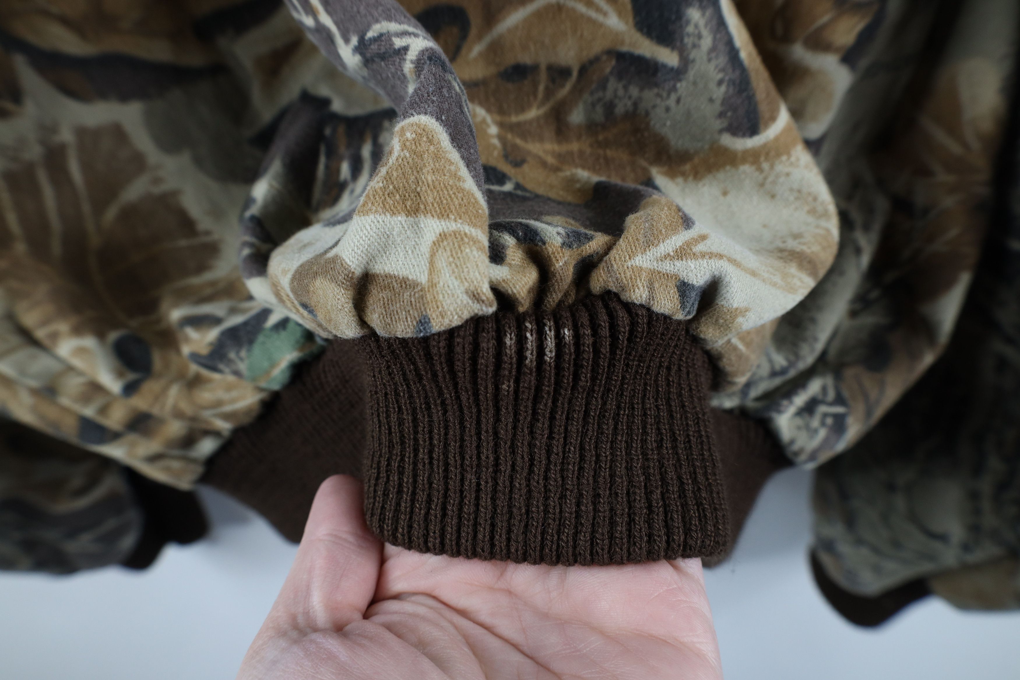 Vintage 90s Cabelas Camouflage Full Zip Bomber Jacket USA