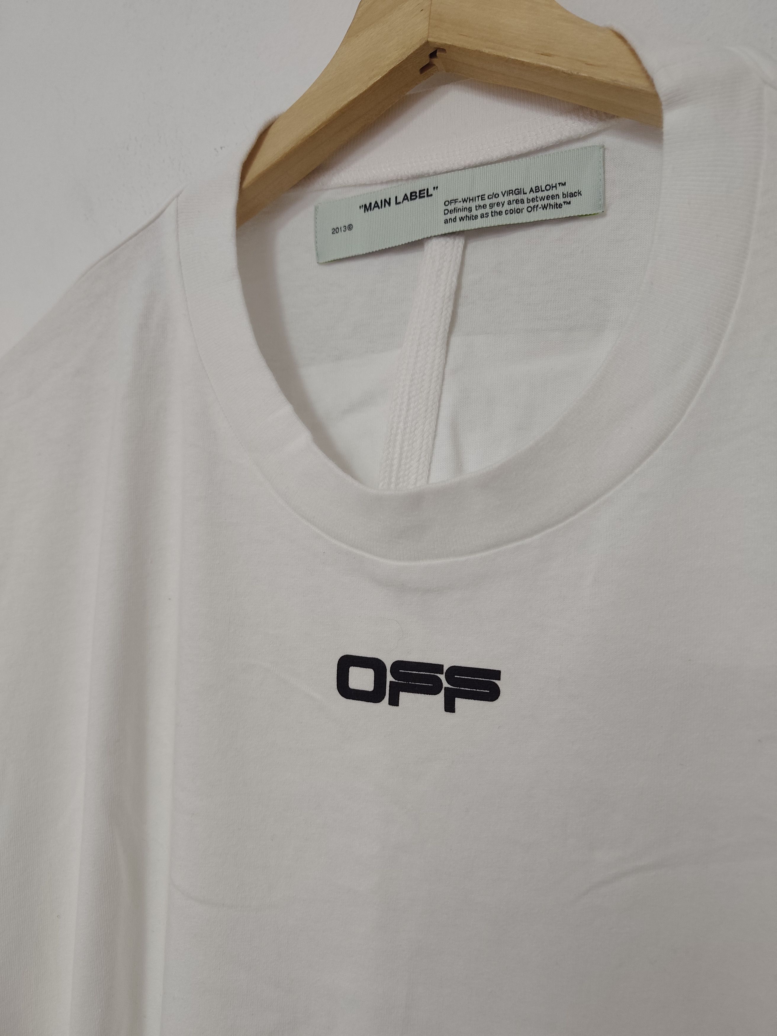 Off-White Off-White "Airport Tape" Size US XXL / EU 58 / 5 - 2 Thumbnail
