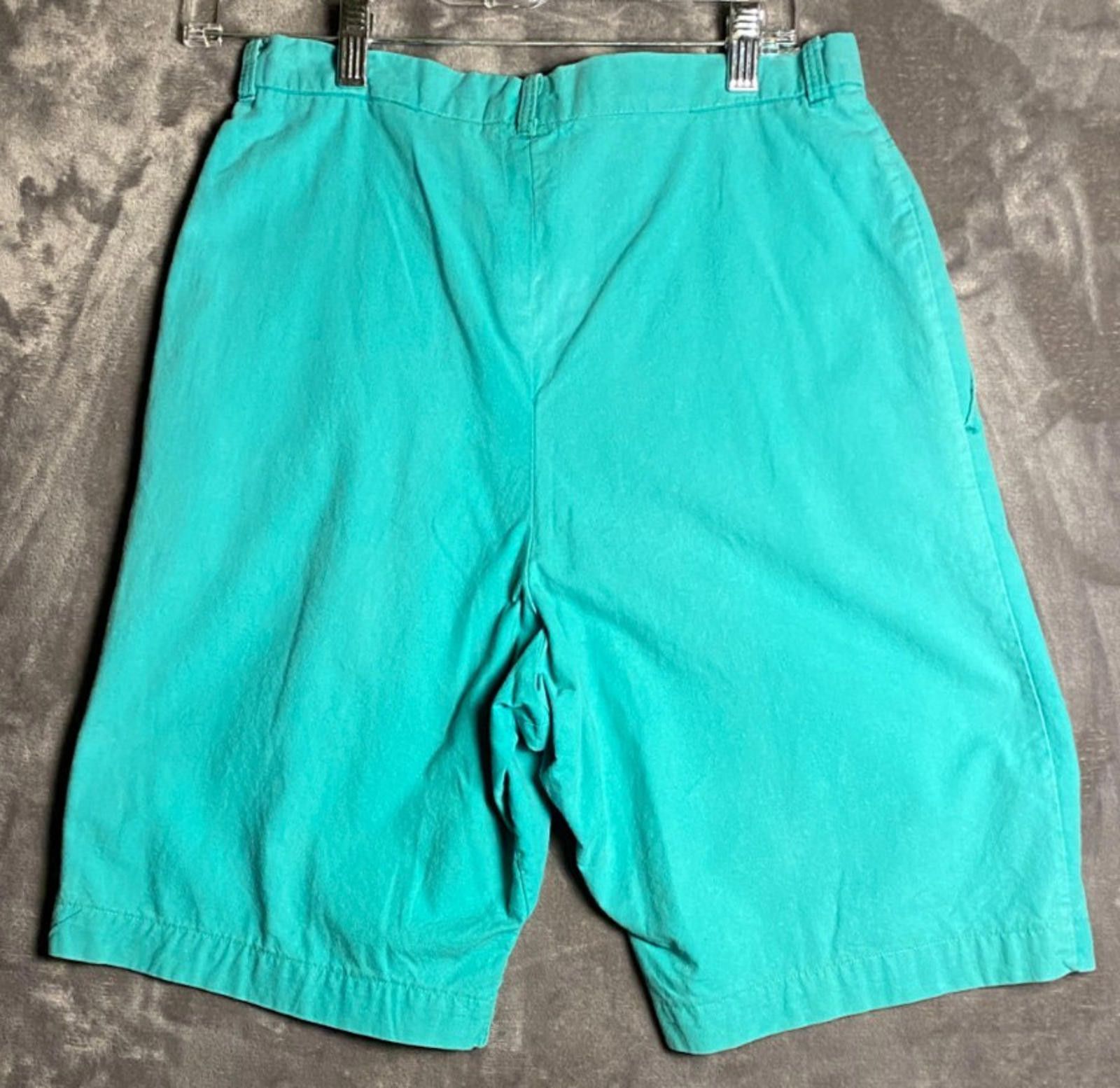 The Unbranded Brand 90s Shorts Womens Mint Pleated Y2K High Rise Mom Short (B17) Size 36" / US 14 / IT 50 - 2 Thumbnail