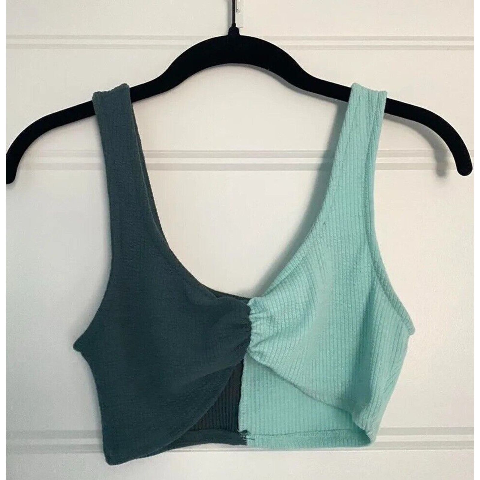Other NWT Teal & Black Front Ruche Stretch Scoop Crop Bralette M Size M / US 6-8 / IT 42-44 - 1 Thumbnail