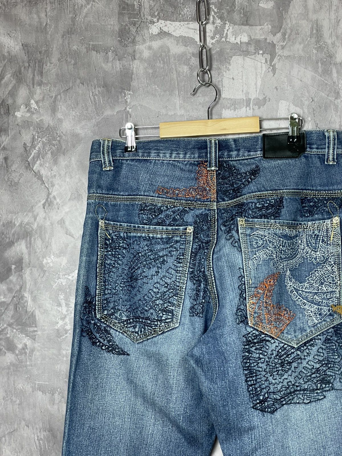Japanese Brand × Vintage Crazy vintage Y2K baggy embroidered Rocawear denim jeans Size US 34 / EU 50 - 2 Thumbnail
