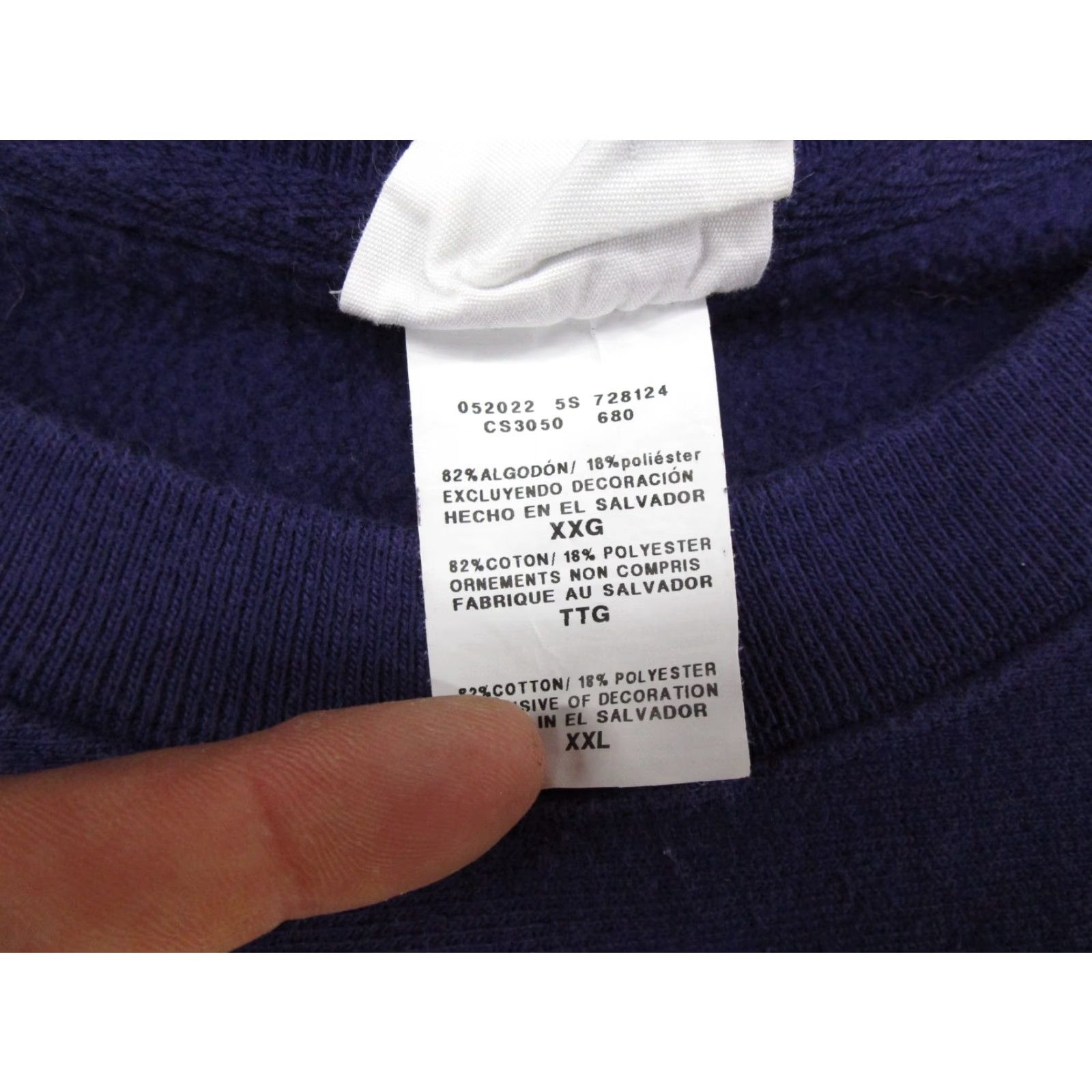 Champion VINTAGE Champion Sweatshirt Pointers 2XL SZ Purple Long Sleeve Crew Neck Regular Men Sports Reverse Weave 1990s Size US XXL / EU 58 / 5 - 4 Thumbnail