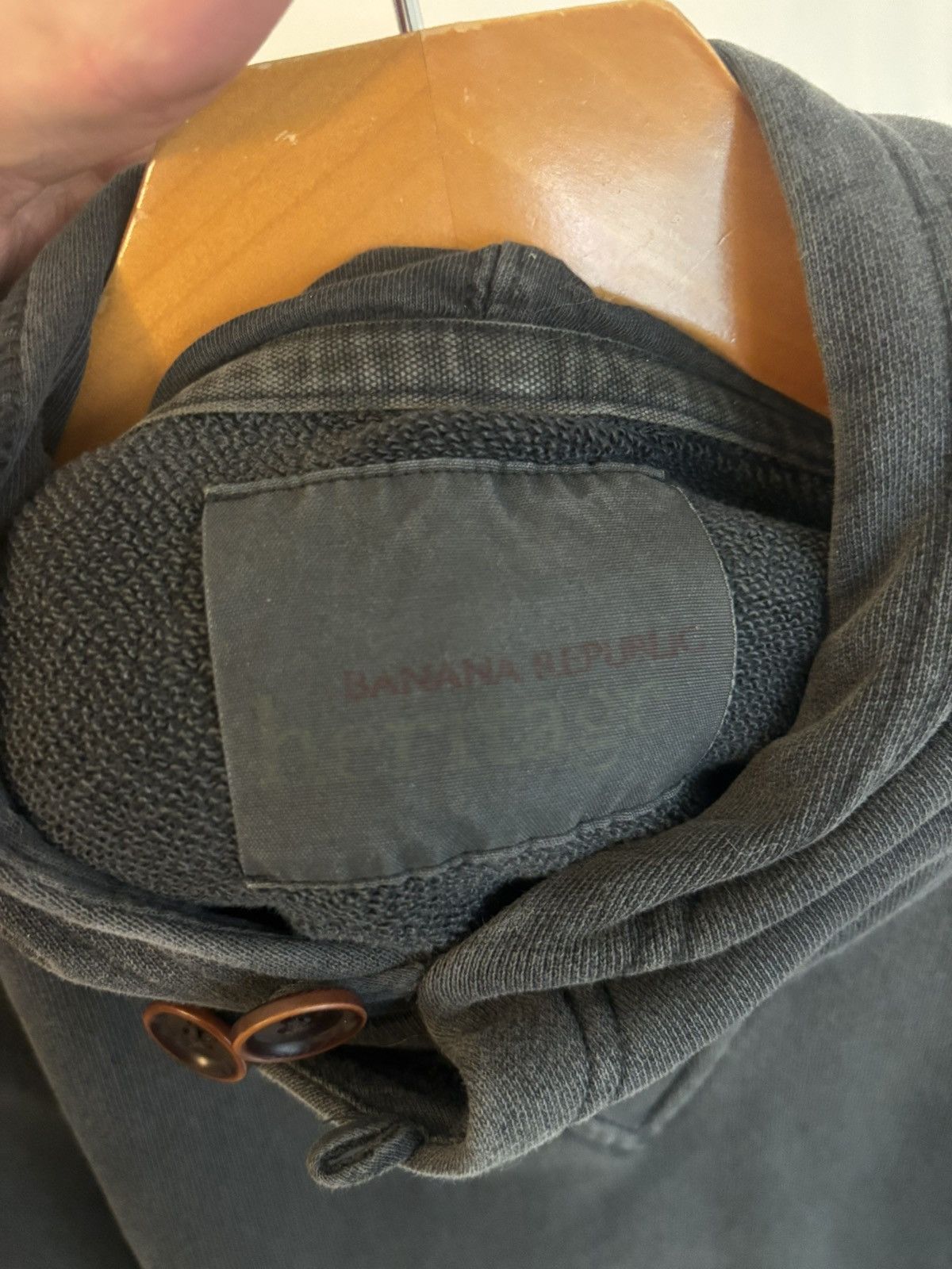 Banana Republic Men’s large banana republic grey hoodie Size US L / EU 52-54 / 3 - 8 Thumbnail