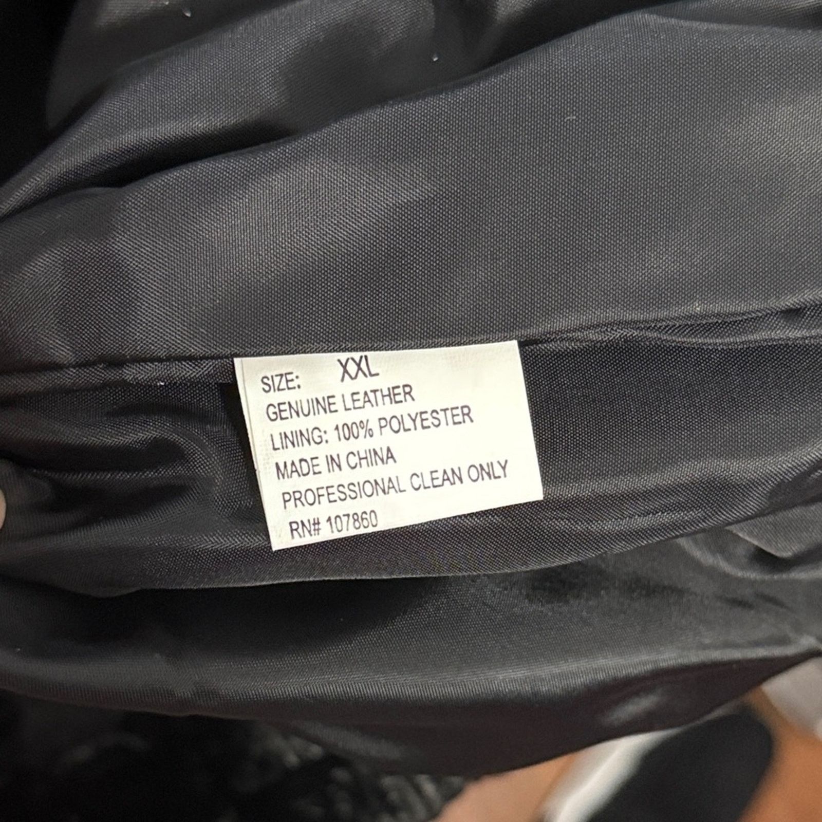 Vintage Vintage 90s Black Leather Bomber Jacket US Navy Deadstock Size US XXL / EU 58 / 5 - 7 Thumbnail