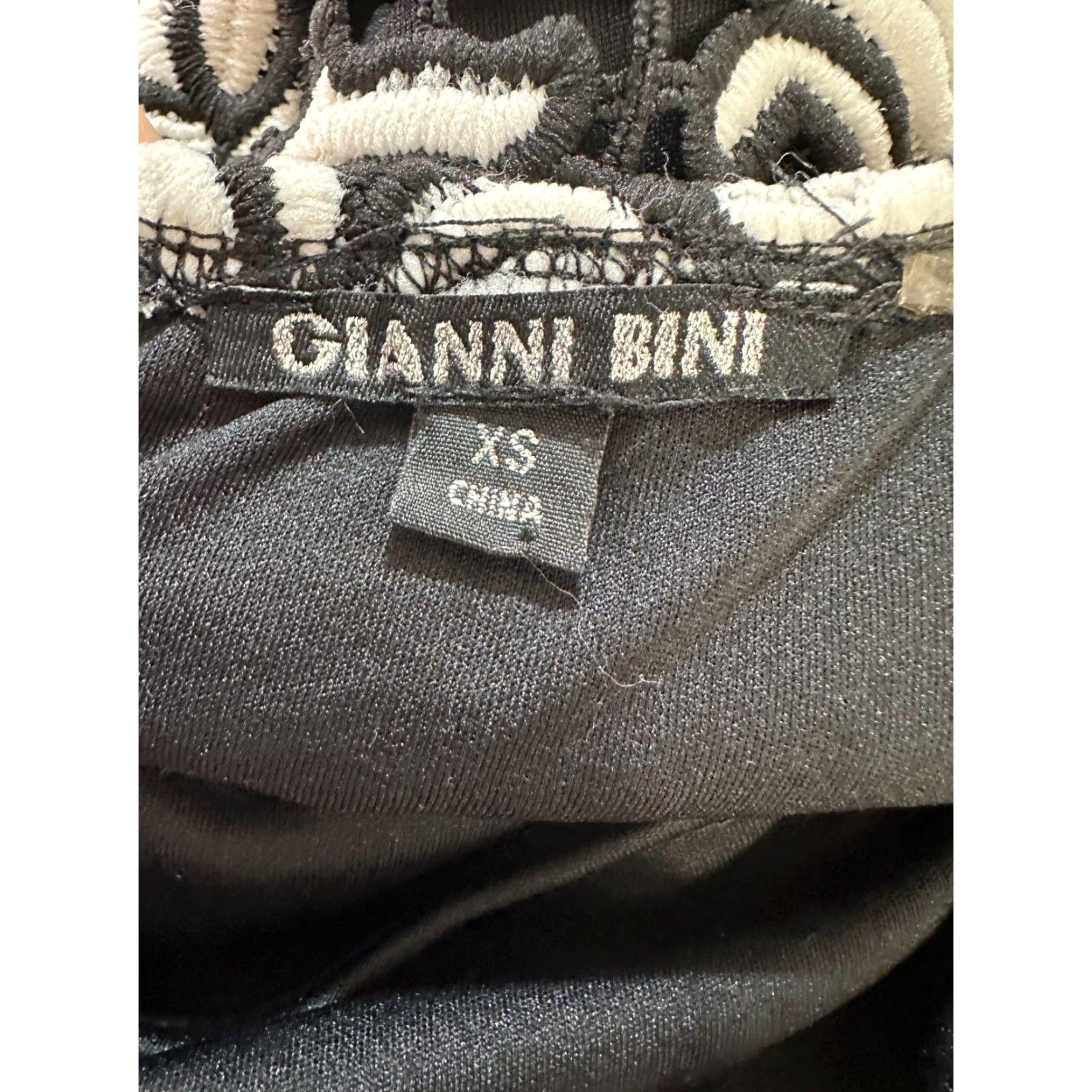 Vintage Gianni Bini Sheath Dress Womens XS Black Lace Off Shoulder Midi Formal Cocktail Size XS / US 0-2 / IT 36-38 - 6 Thumbnail
