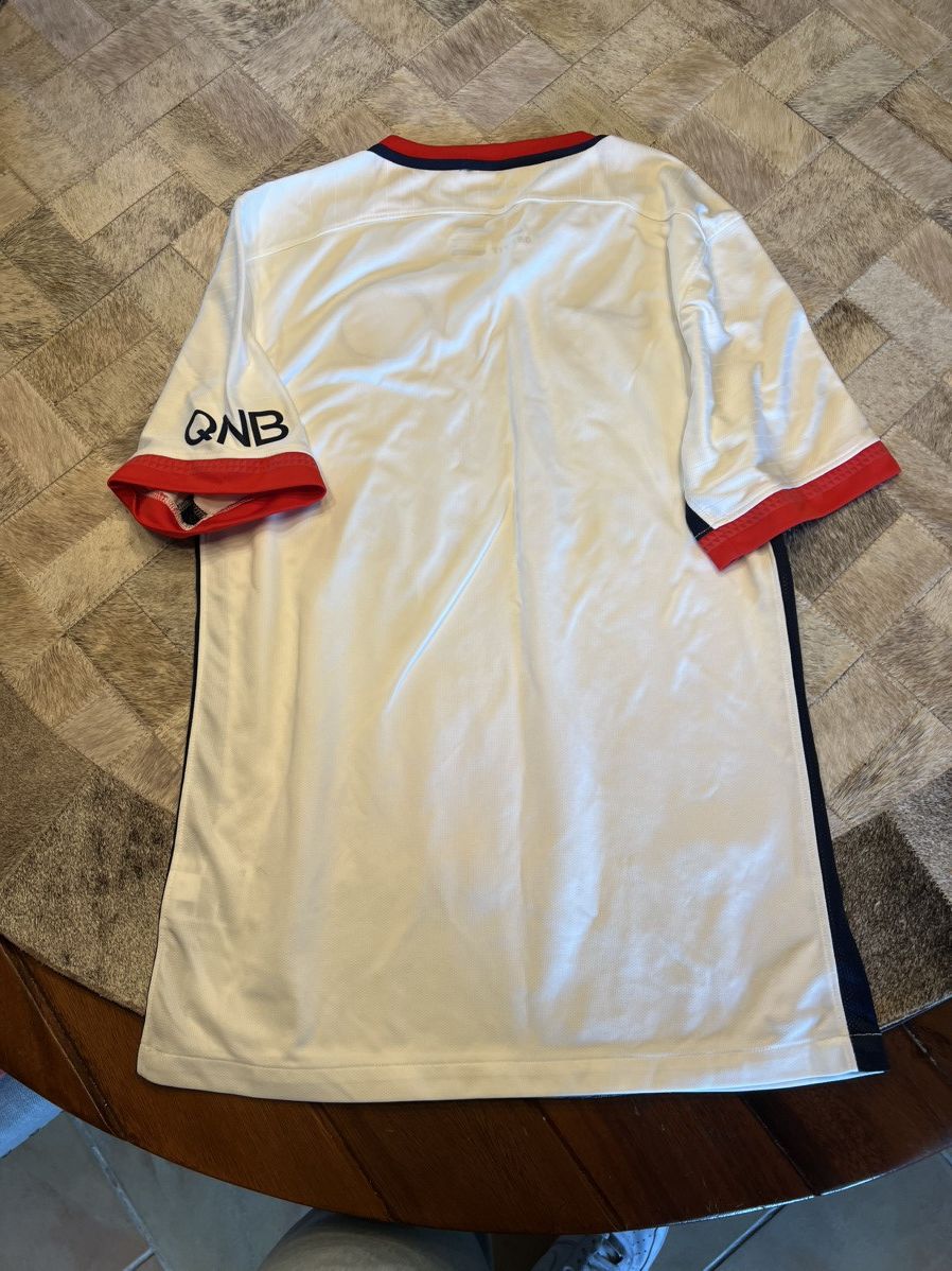 Nike PSG 2015/16 Away Kit Size US S / EU 44-46 / 1 - 2 Thumbnail