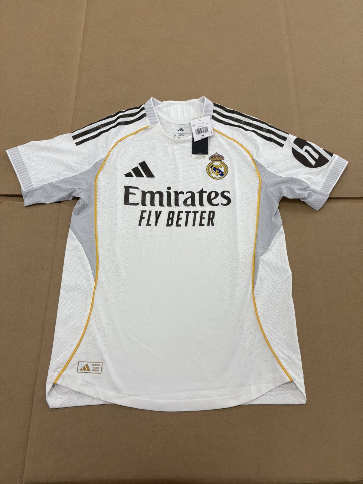 Adidas Adidas 2025/26 Real Madrid Authentic Home Jersey Size US M / EU 48-50 / 2 - 1 Thumbnail
