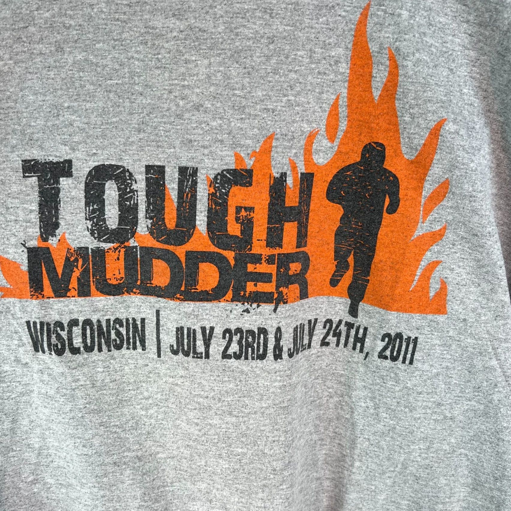 Hanes Tough Mudder Wisconsin 2011 Hanes Mens Pullover Gray Graphic T Shirt Size Large Size US L / EU 52-54 / 3 - 2 Thumbnail