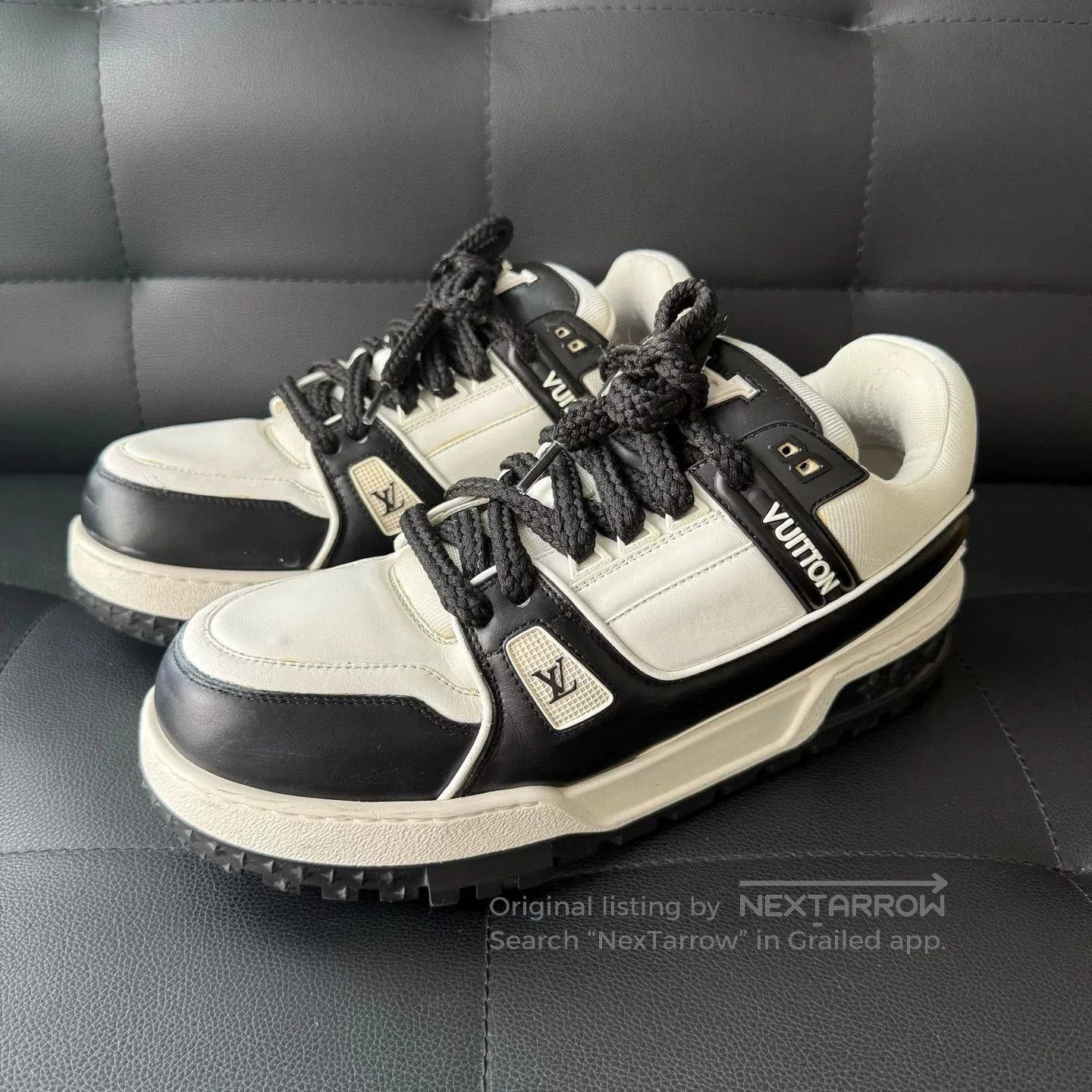 Louis Vuitton Louis Vuitton Trainer Black and White Maxi Low. Size US 9 / EU 42 - 1 Thumbnail
