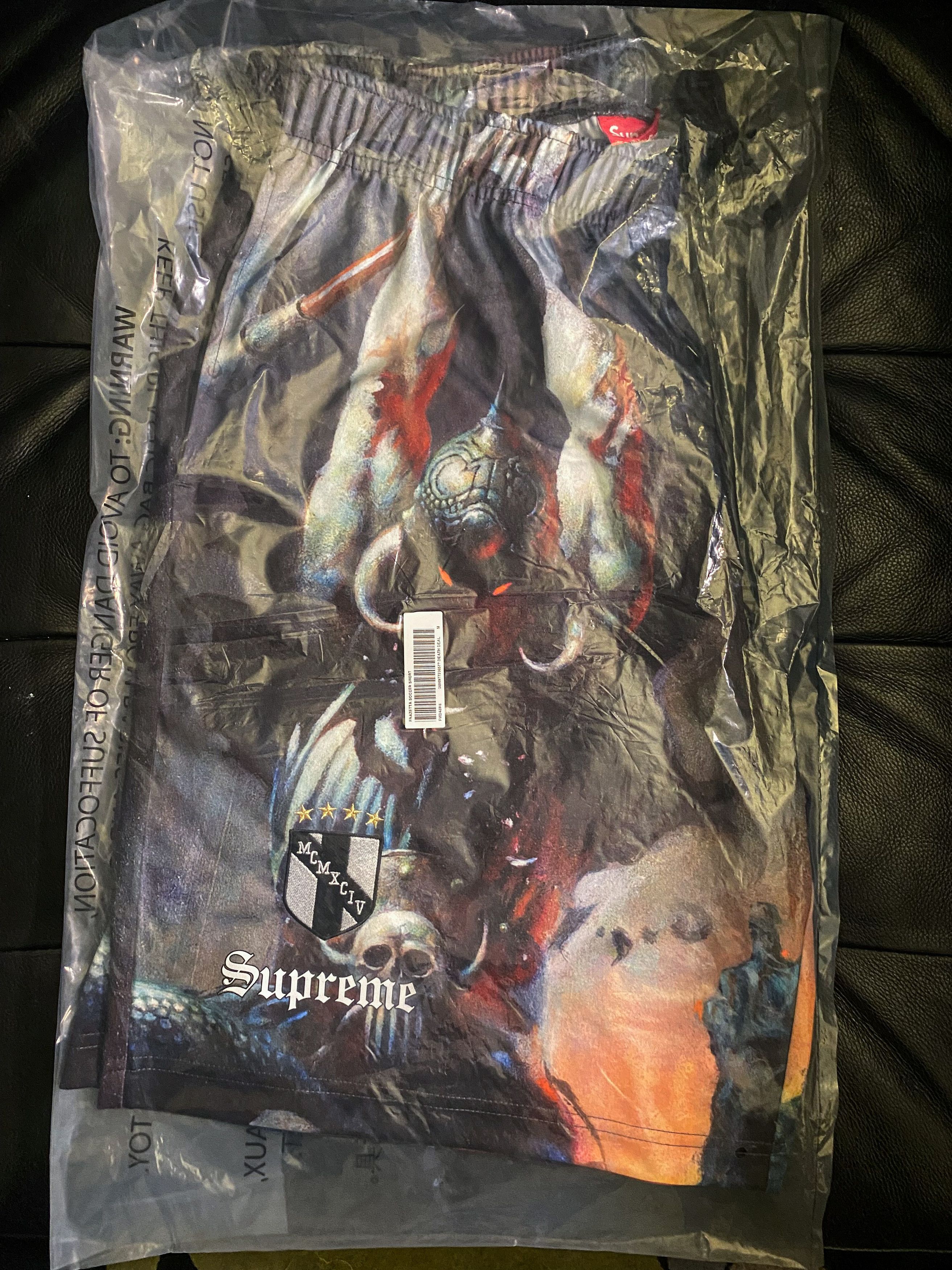 Supreme Supreme Frazetta Soccer Short Size US 32 / EU 48 - 2 Thumbnail