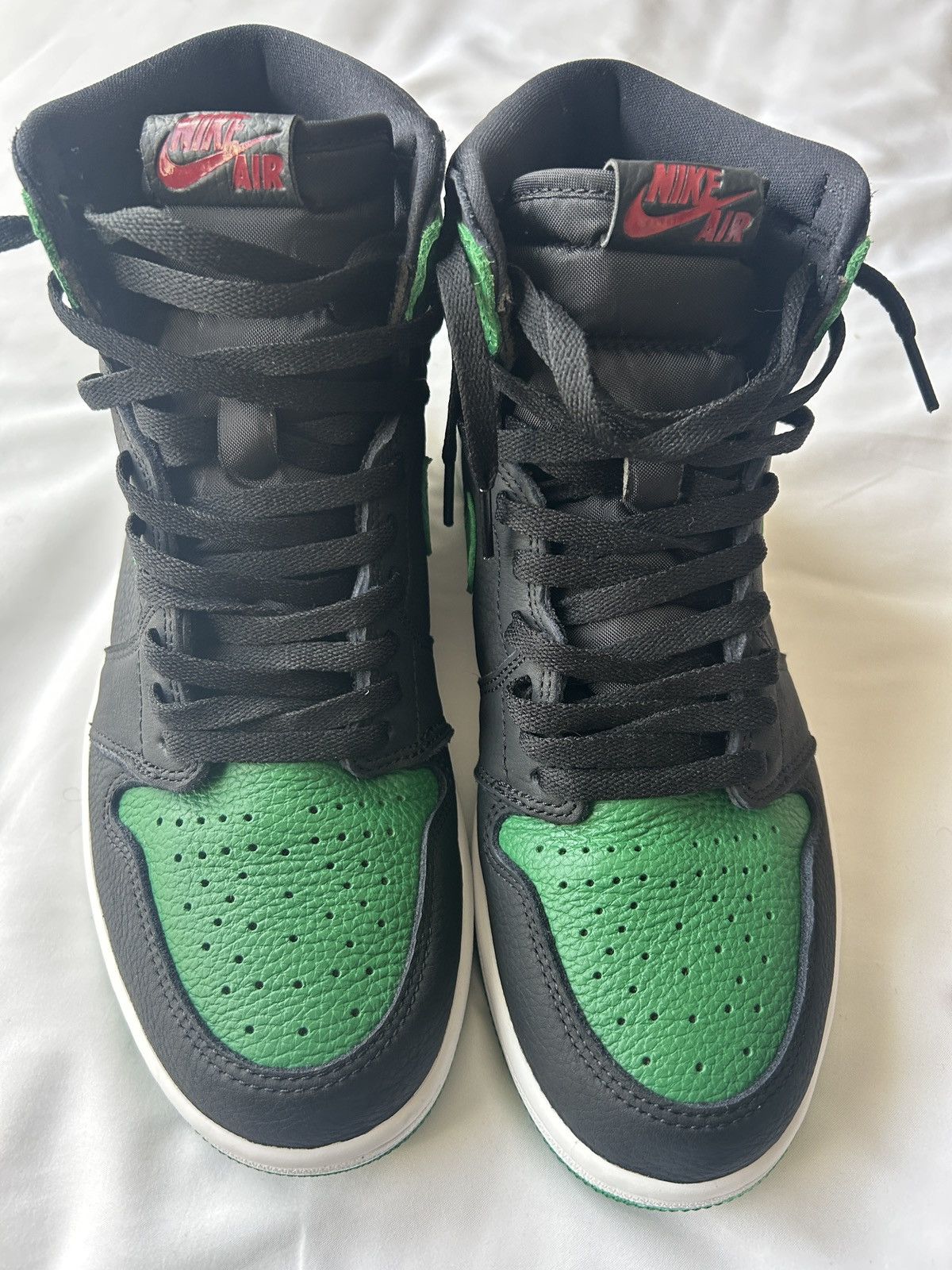 Nike Air Jordan 1 Retro High Pine Green Black Size US 10 / EU 43 - 5 Thumbnail