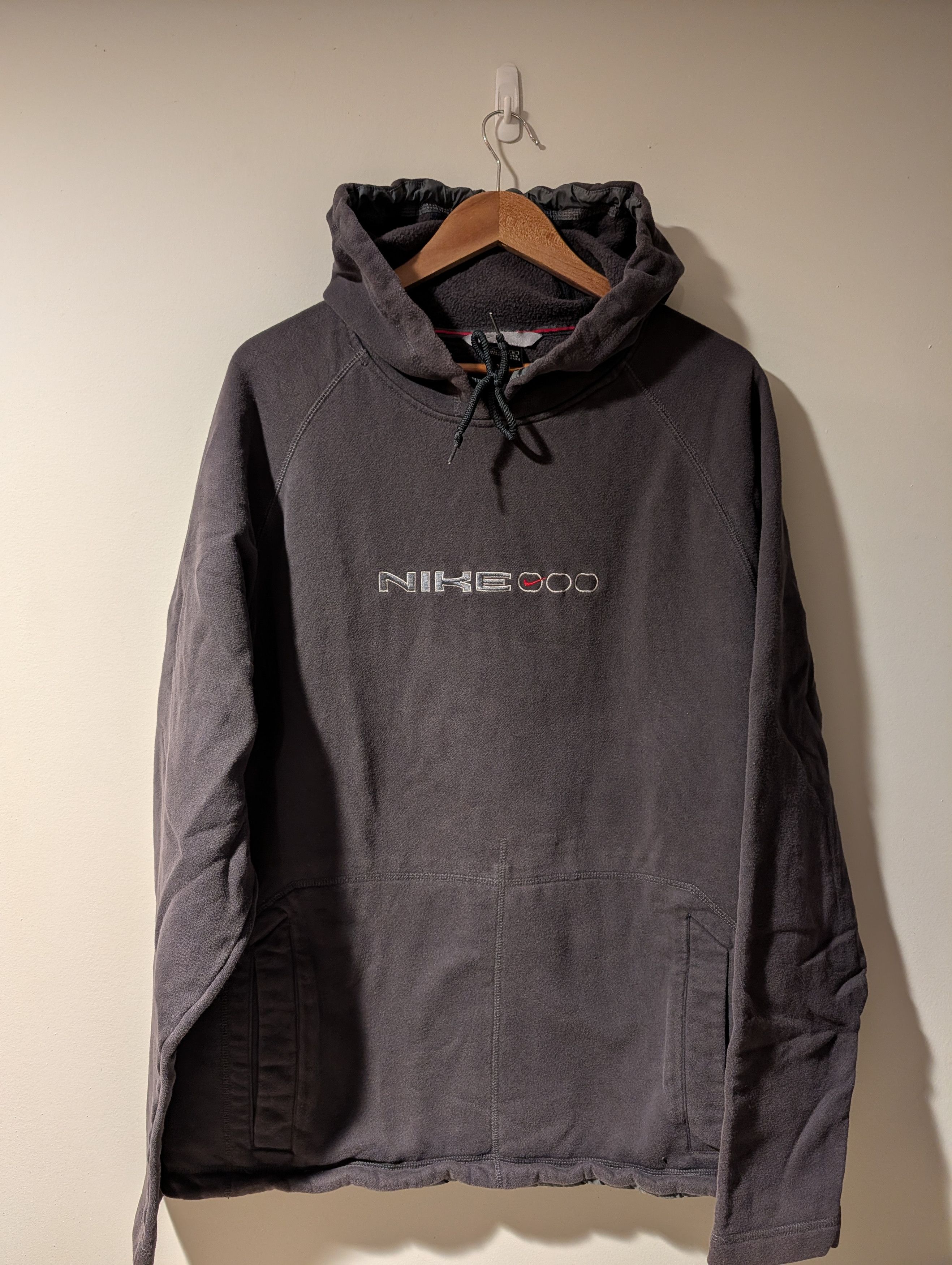 Nike Vintage Y2K Nike Spell Out Mini Swoosh Black X-Large Hoodie Size US XL / EU 56 / 4 - 1 Thumbnail