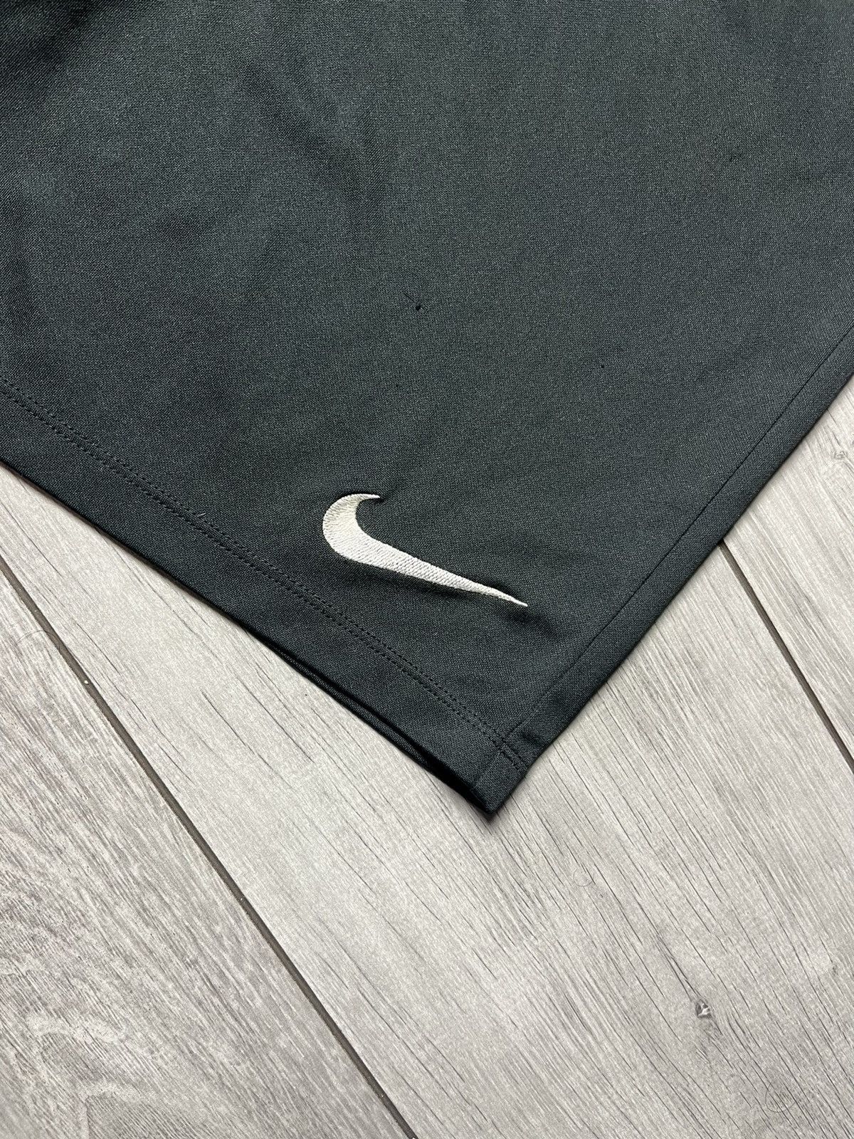 Nike Nike shorts soccer sportswear size Large Size US 34 / EU 50 - 2 Thumbnail