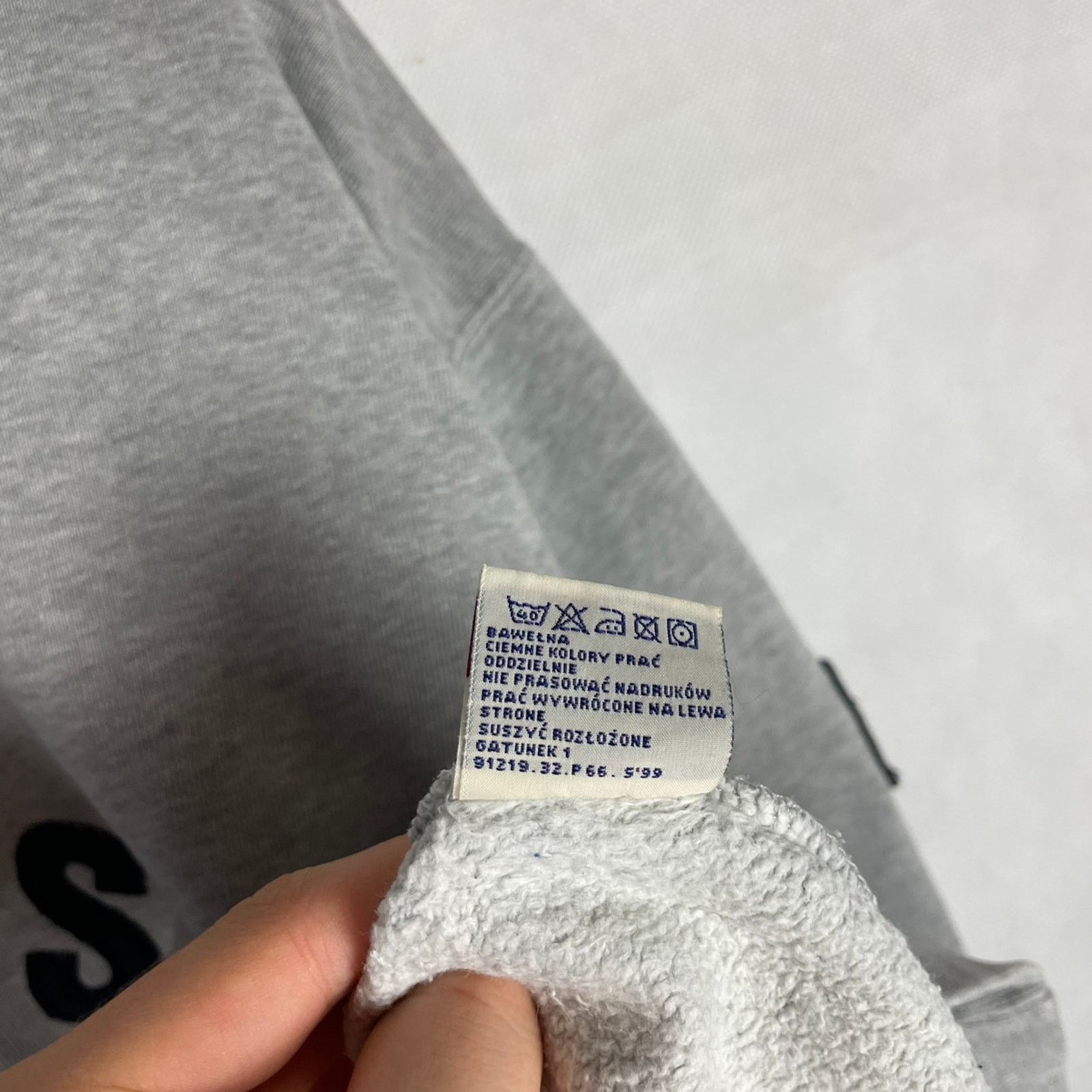 Levi's LEVI’S CREWNECK SWEATSHIRT VINTAGE COLOUR GREY SIZE L 90S Size US L / EU 52-54 / 3 - 9 Thumbnail