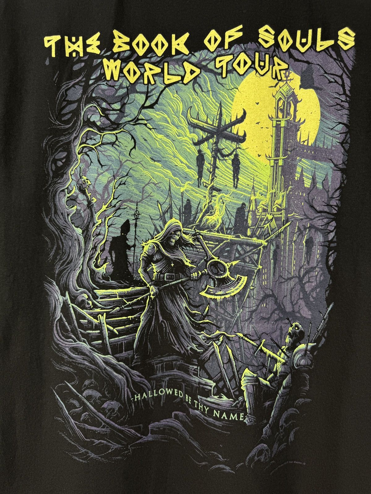 Iron Maiden Men’s Iron Maiden World Tour 2017 T-Shirt Size Medium Size US M / EU 48-50 / 2 - 18 Thumbnail