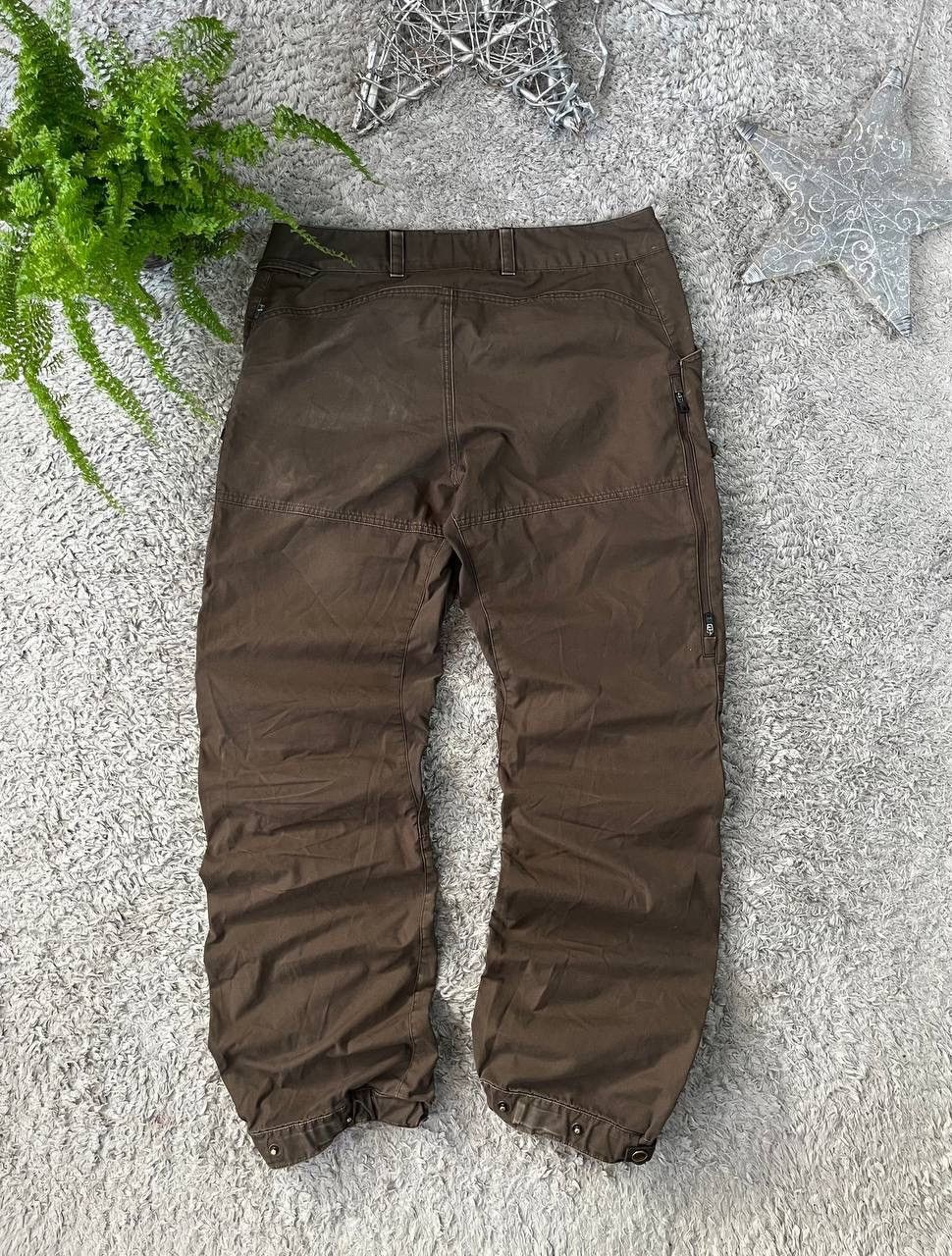 Fjallraven Fjällräven Pants Streetwear Gorpcore Outdoor Rare Logo Size US 32 / EU 48 - 13 Thumbnail