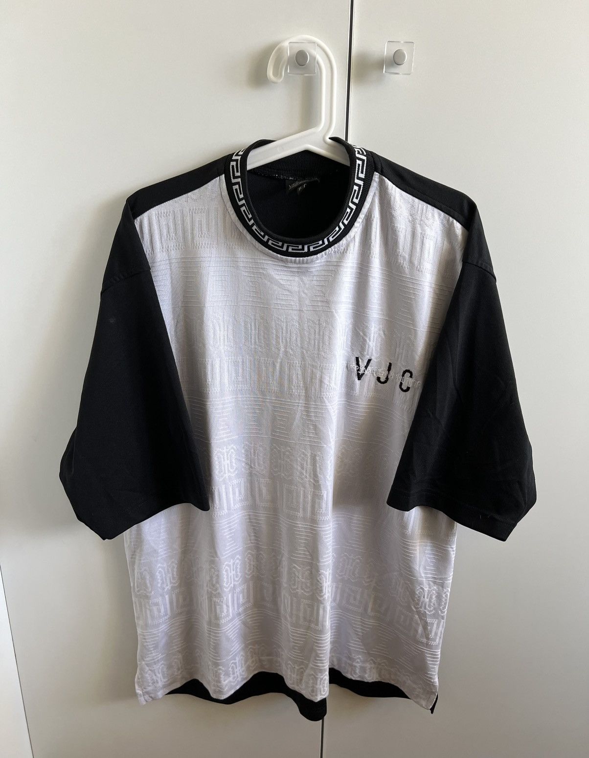 Versace Jeans Couture Versace jeans couture vintage t-shirt Size US XL / EU 56 / 4 - 1 Thumbnail