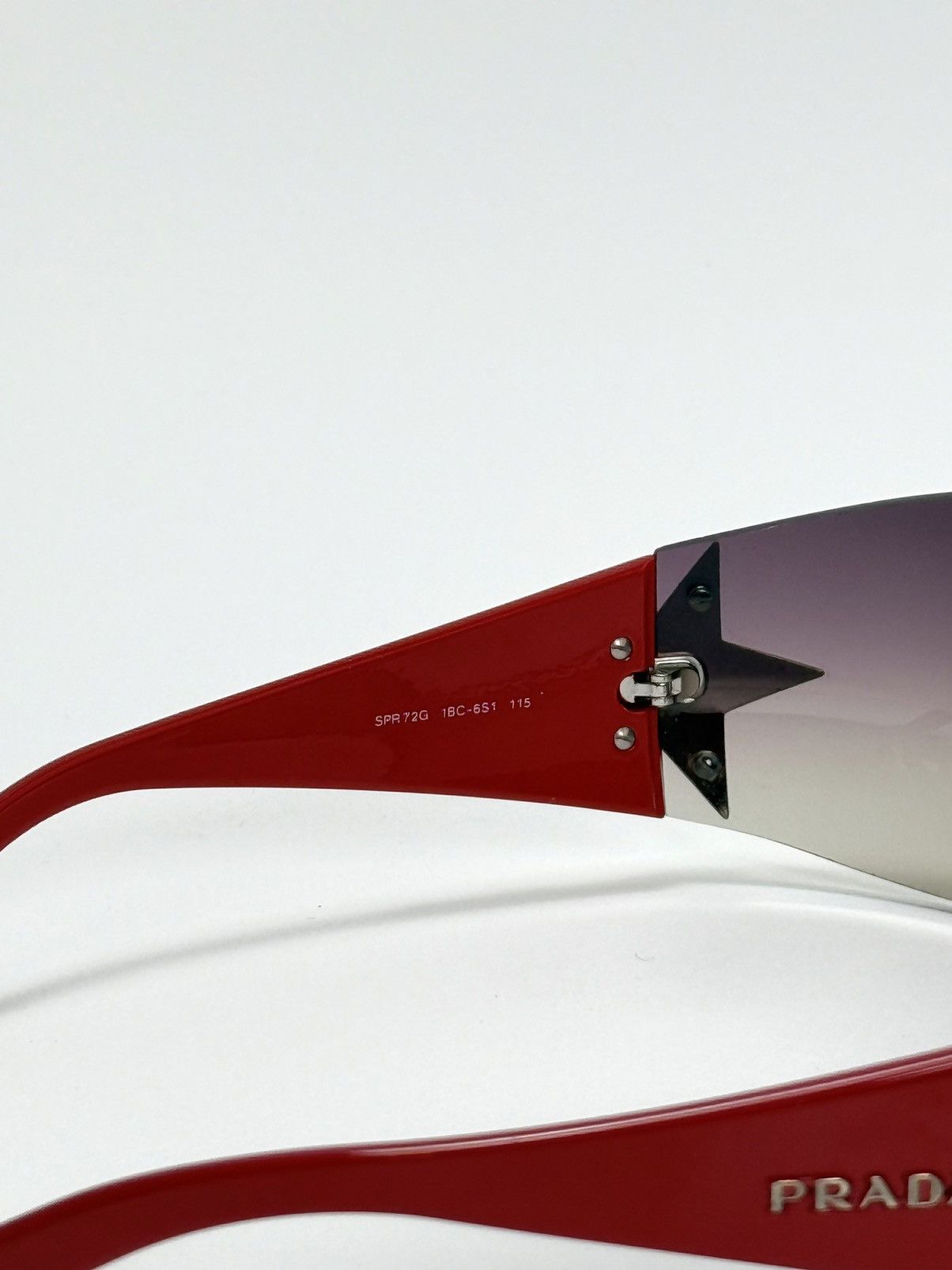 Prada Y2K ICONIC PRADA STAR RED SUNGLASSES Size ONE SIZE - 5 Thumbnail