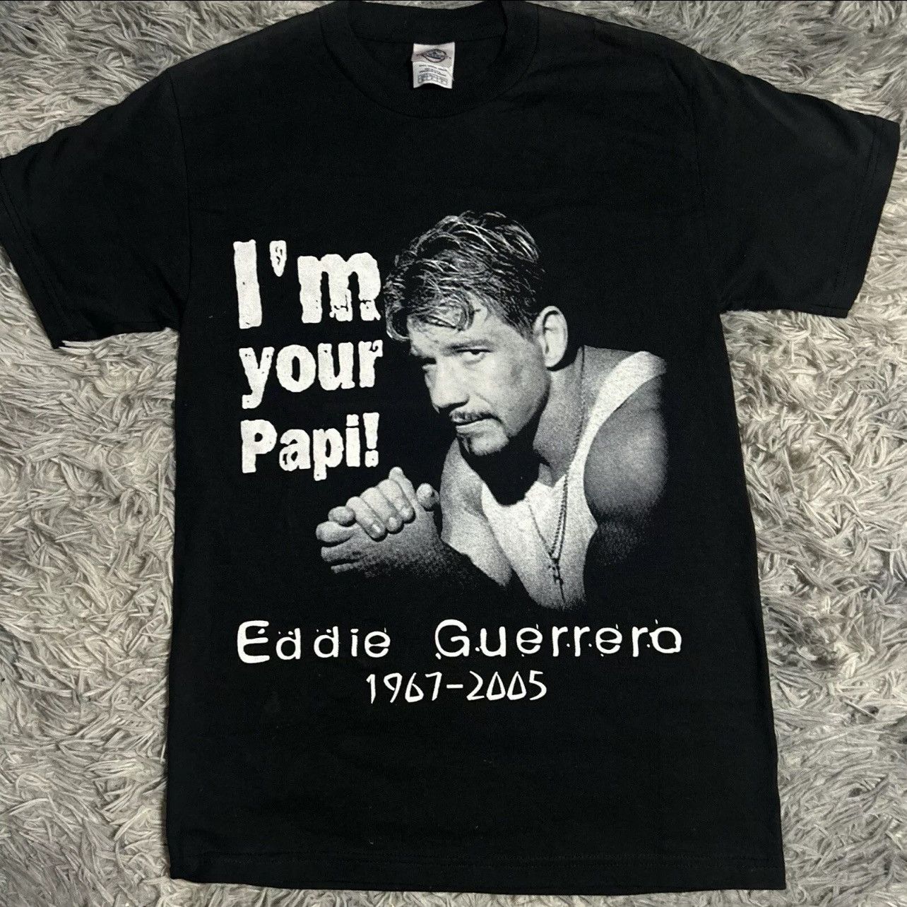 Vintage Eddie Guerrero Memorial T-Shirt Size Small “I’m Your Papi!” Size US S / EU 44-46 / 1 - 1 Thumbnail