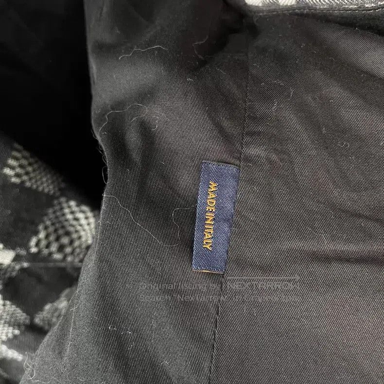 Louis Vuitton Louis Vuitton Grey checkerboard leather logo denim jacket Size US M / EU 48-50 / 2 - 9 Thumbnail