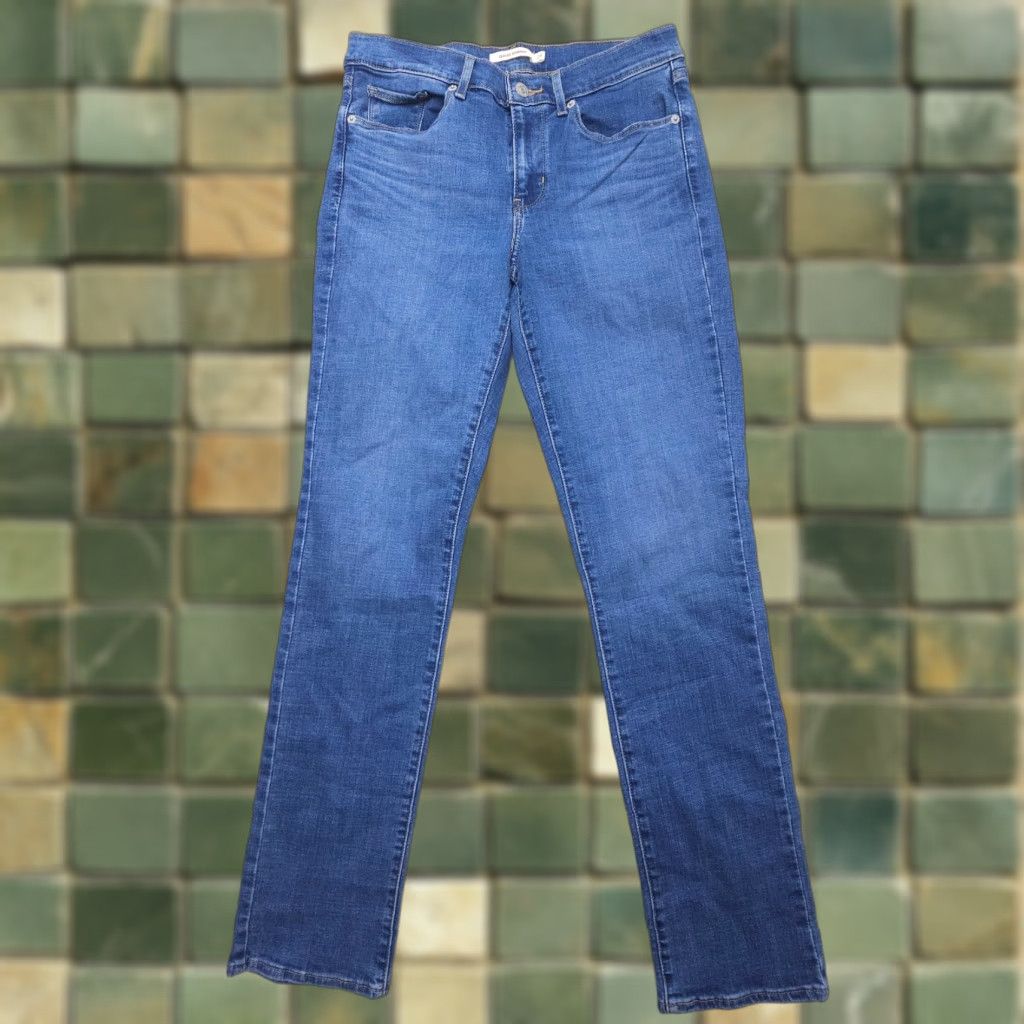 Levi's Levi's Blue Denim Jeans Womens Classic Straight 28 Mid Rise 32"Inseam Stretch Pocket 5-Pocket Logo Regular Size Type Jeans Woman Mens? Size 28" / US 6 / IT 42 - 1 Thumbnail
