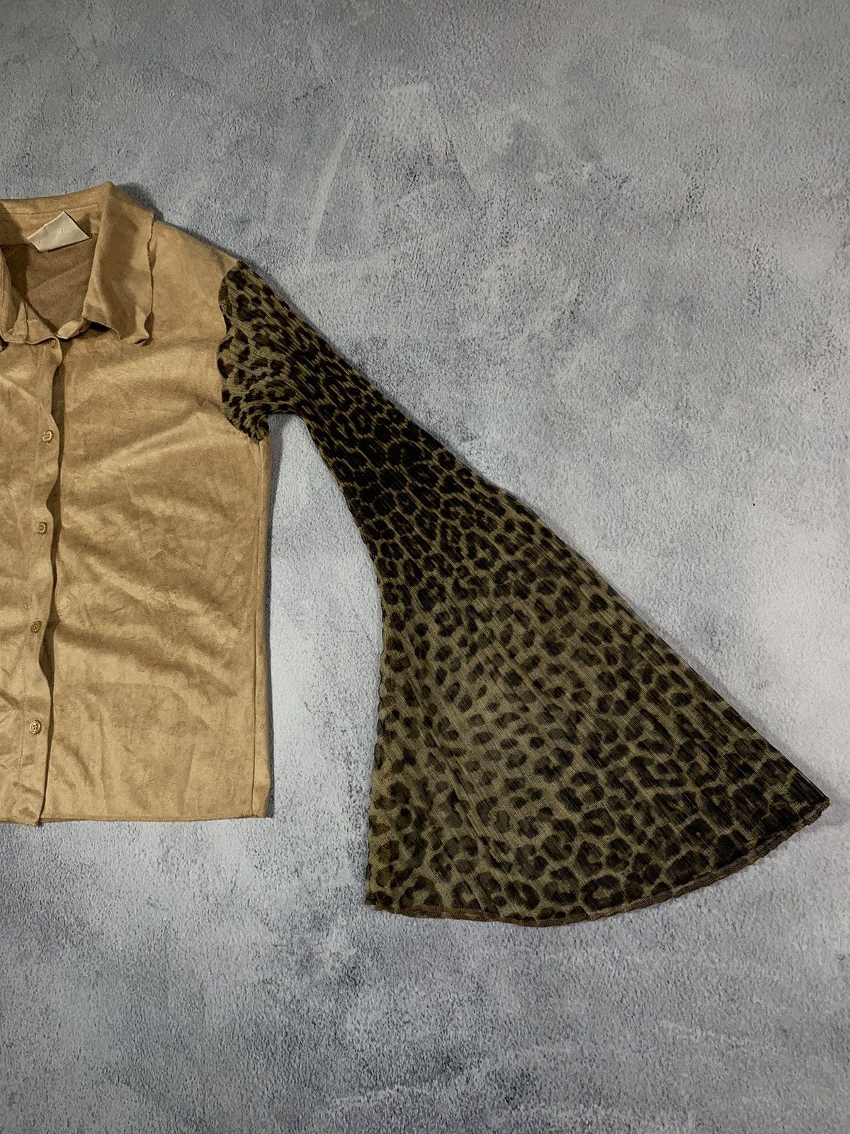 Vintage Vintage Y2K Style flared sleeves button ups shirt size M Size M / US 6-8 / IT 42-44 - 3 Thumbnail