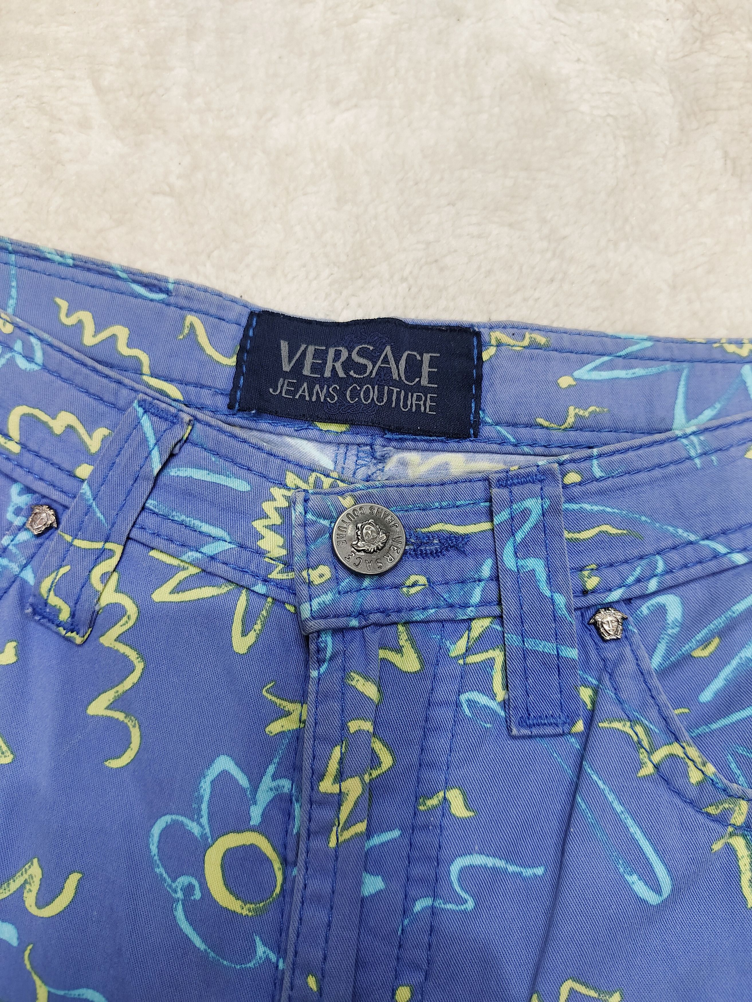 Versace Jeans Couture 90s Versace JC 🇮🇹 Y2k All-Over Scribble Floral Print Pants Size 28" / US 6 / IT 42 - 7 Thumbnail