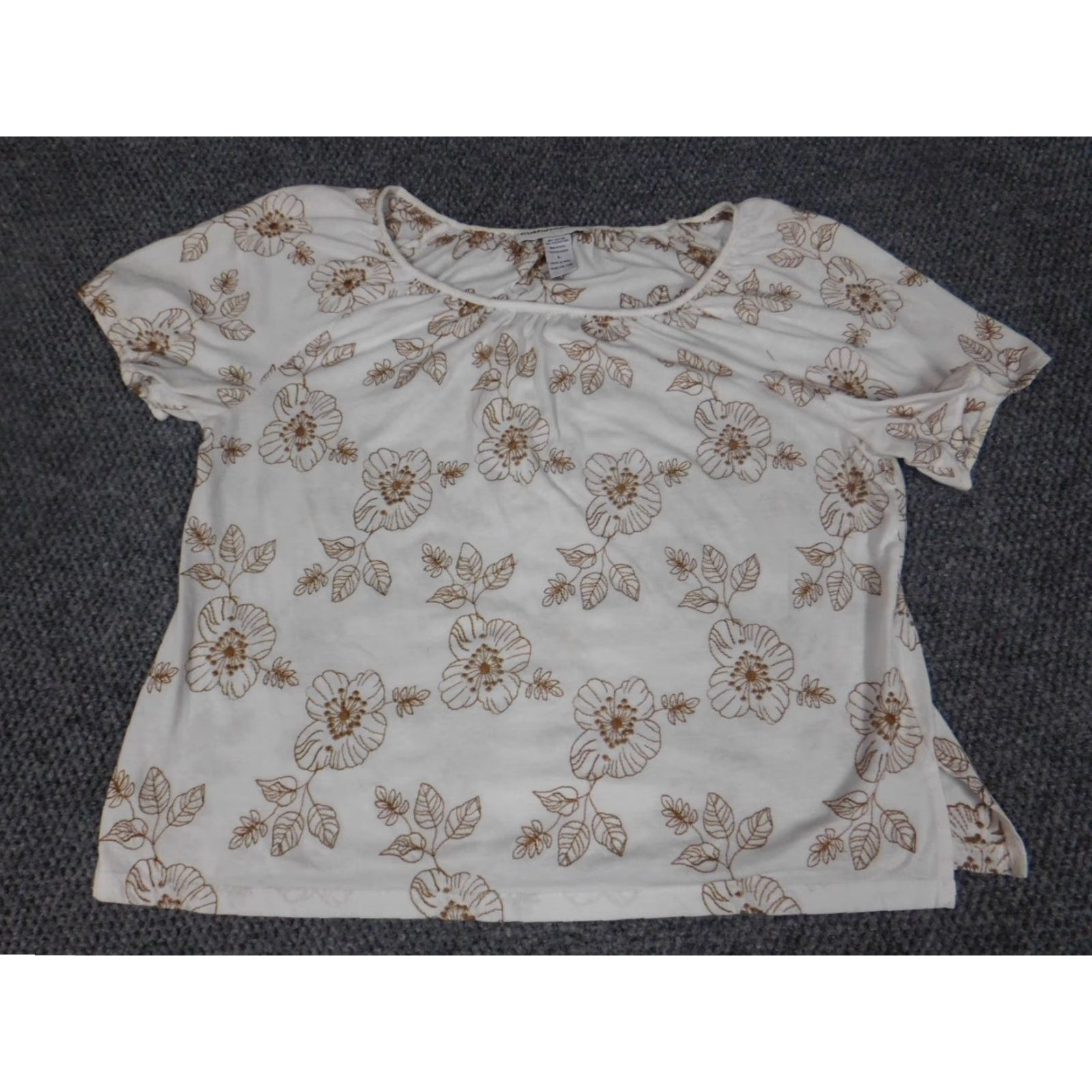 Vintage Cathy Daniels Womens Blouse L White Floral Pullover Short Sleeve Collared Button Breathable Stretch Classic Casual Regular Size L / US 10 / IT 46 - 2 Thumbnail
