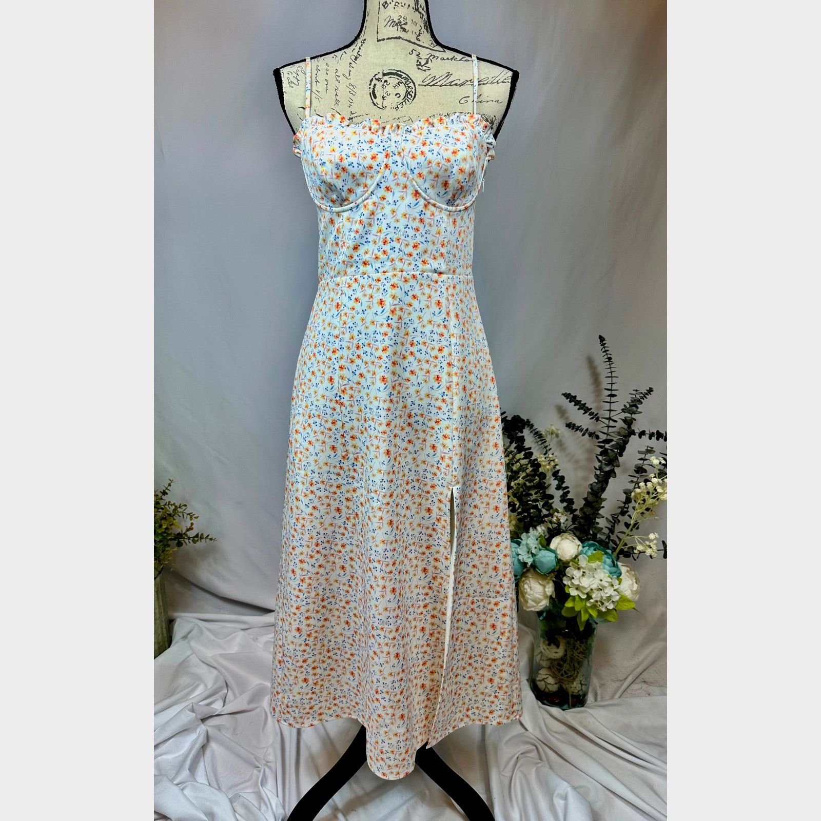French Connection French Connection Camille Sleeveless Floral Midi Dress 6 Size M / US 6-8 / IT 42-44 - 6 Thumbnail