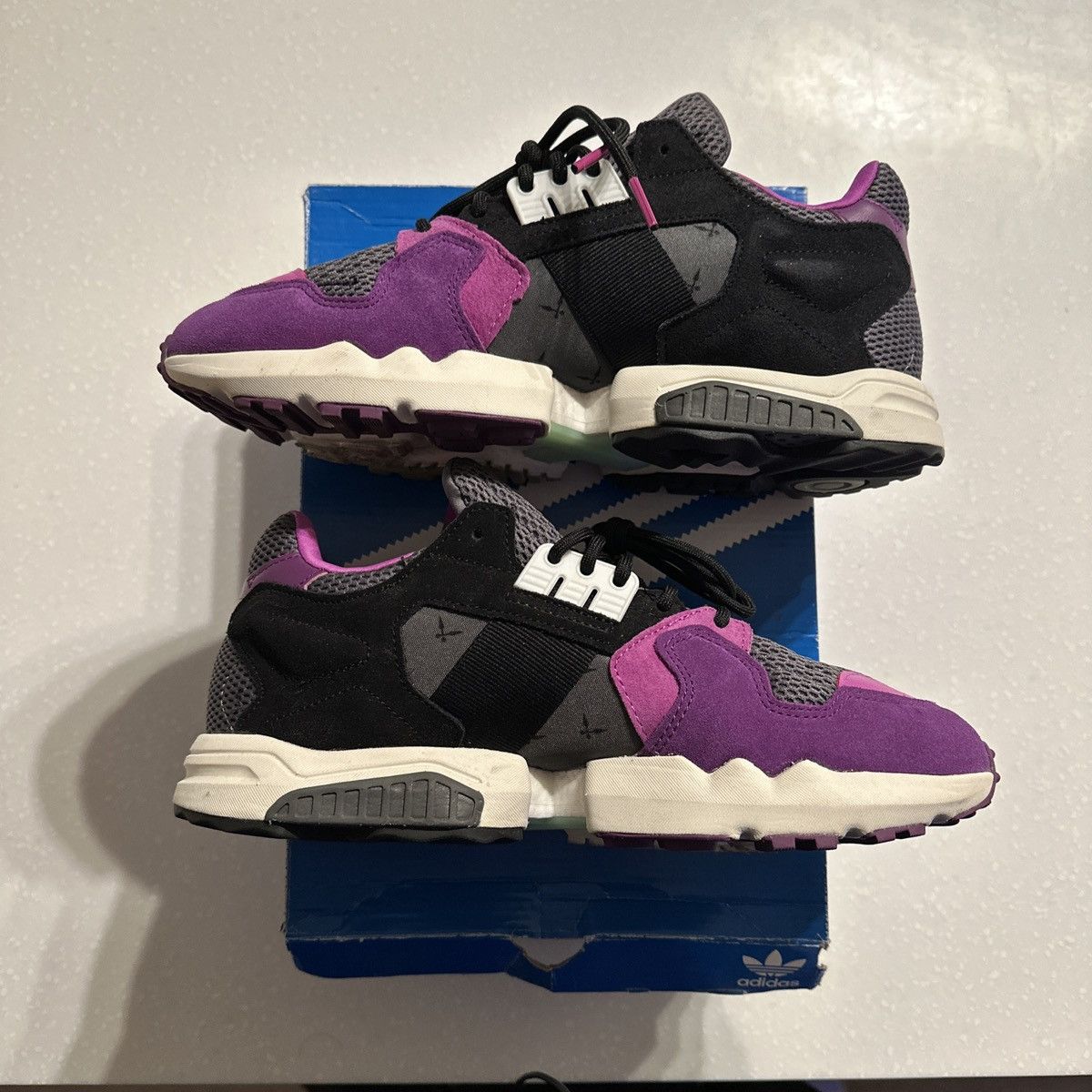 ね Adidas Ninja ZX Torsion