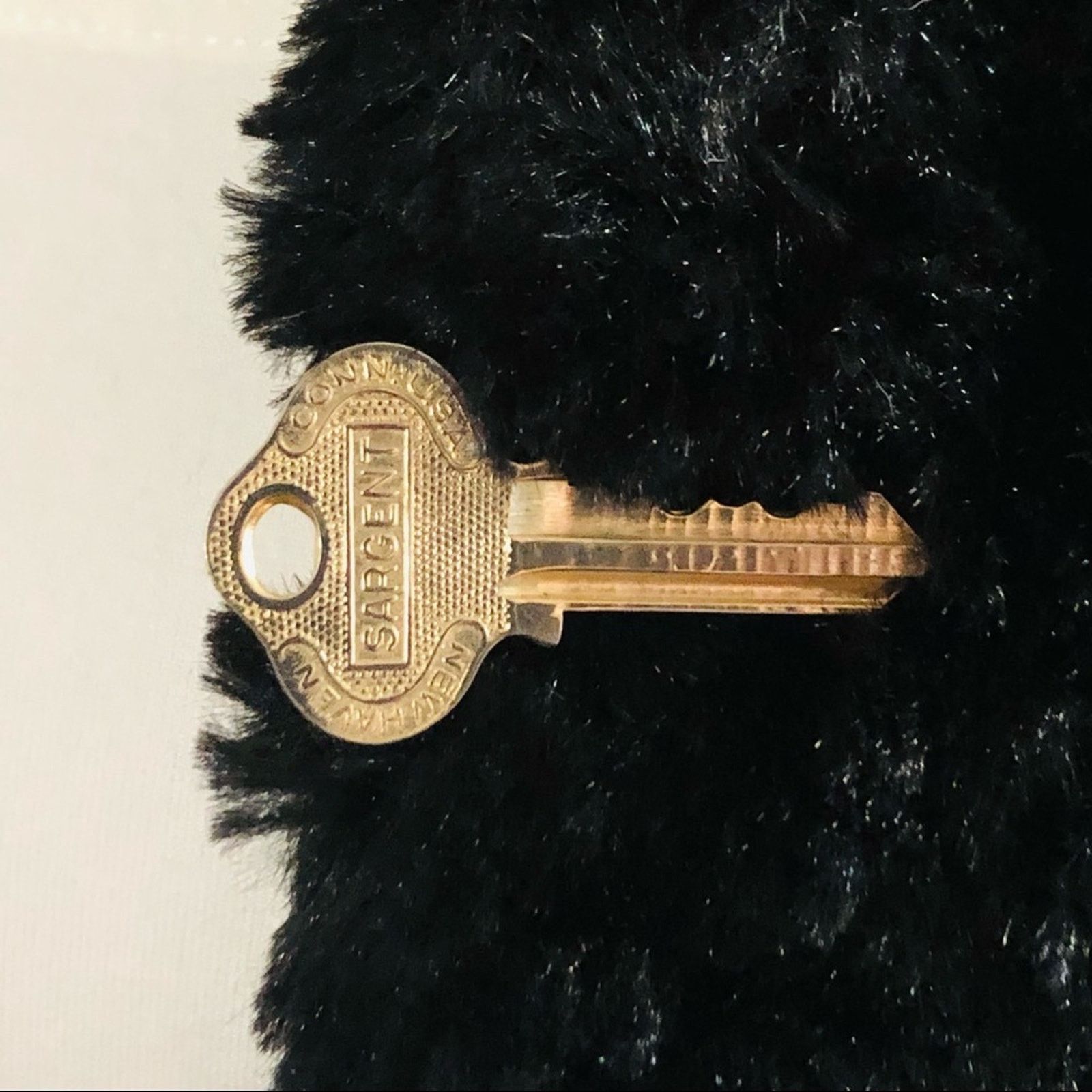 Vintage Vintage gold Sargent New Haven Conn key tie bar clip Size ONE SIZE - 5 Thumbnail