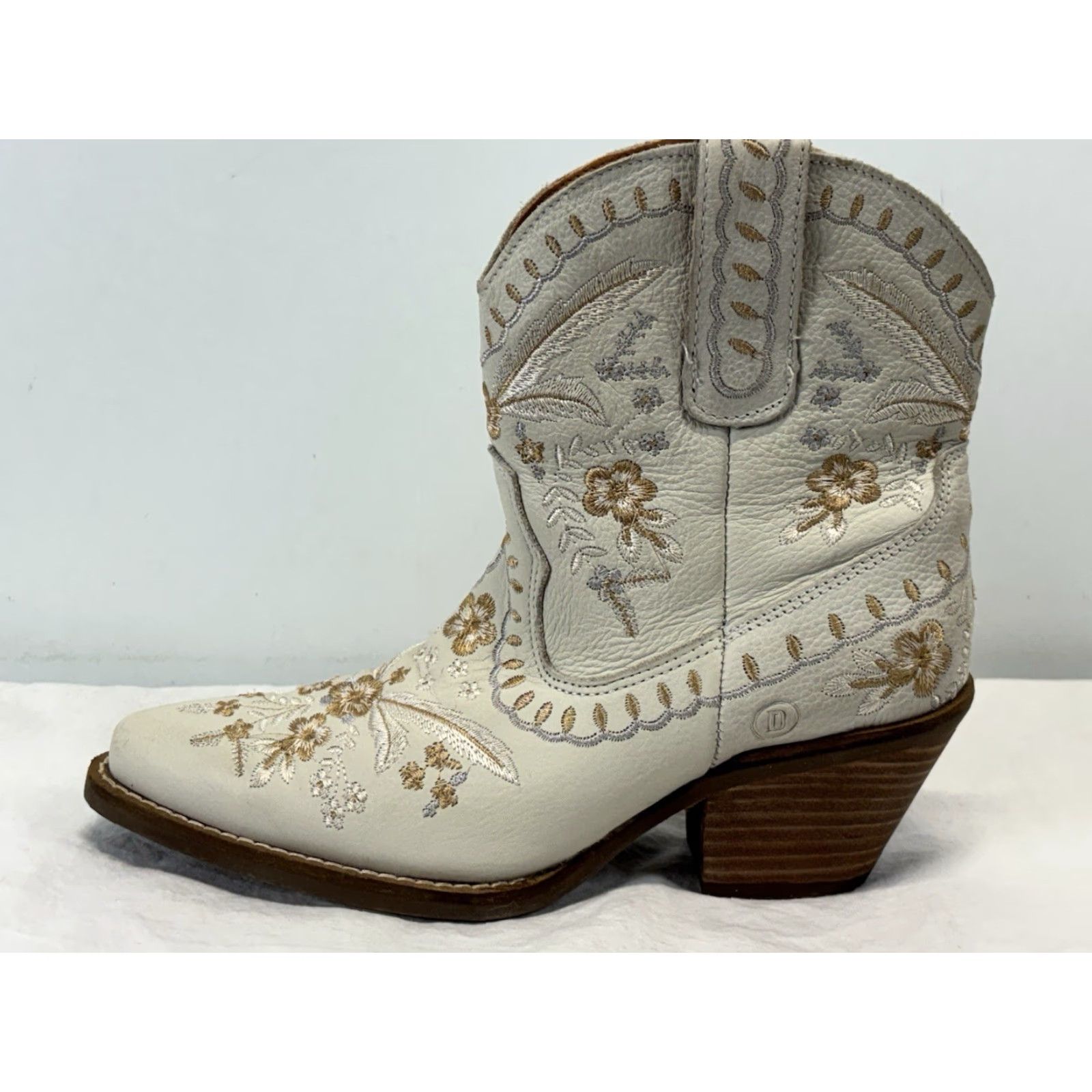 Vintage VINTAGE DINGO Primrose Boots Womens 6.5 White Leather Western Embroidered Cowboy Cowgirl High Heel Cuban Size US 7 / IT 37 - 2 Thumbnail