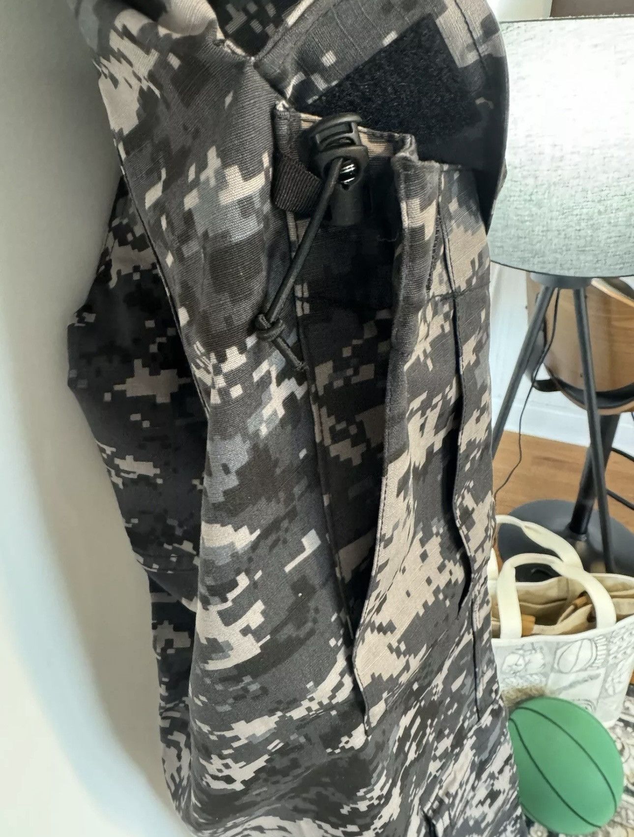 Propper Military Cargo Pants - Urban Digital Camo, Propper Tactical Size US 33 - 4 Thumbnail