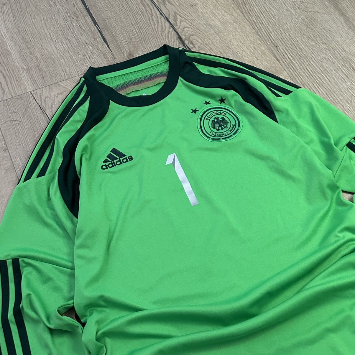 Adidas Germany Goalkeeper Jersey 2013 Neuer #1 Size S Size US S / EU 44-46 / 1 - 2 Thumbnail