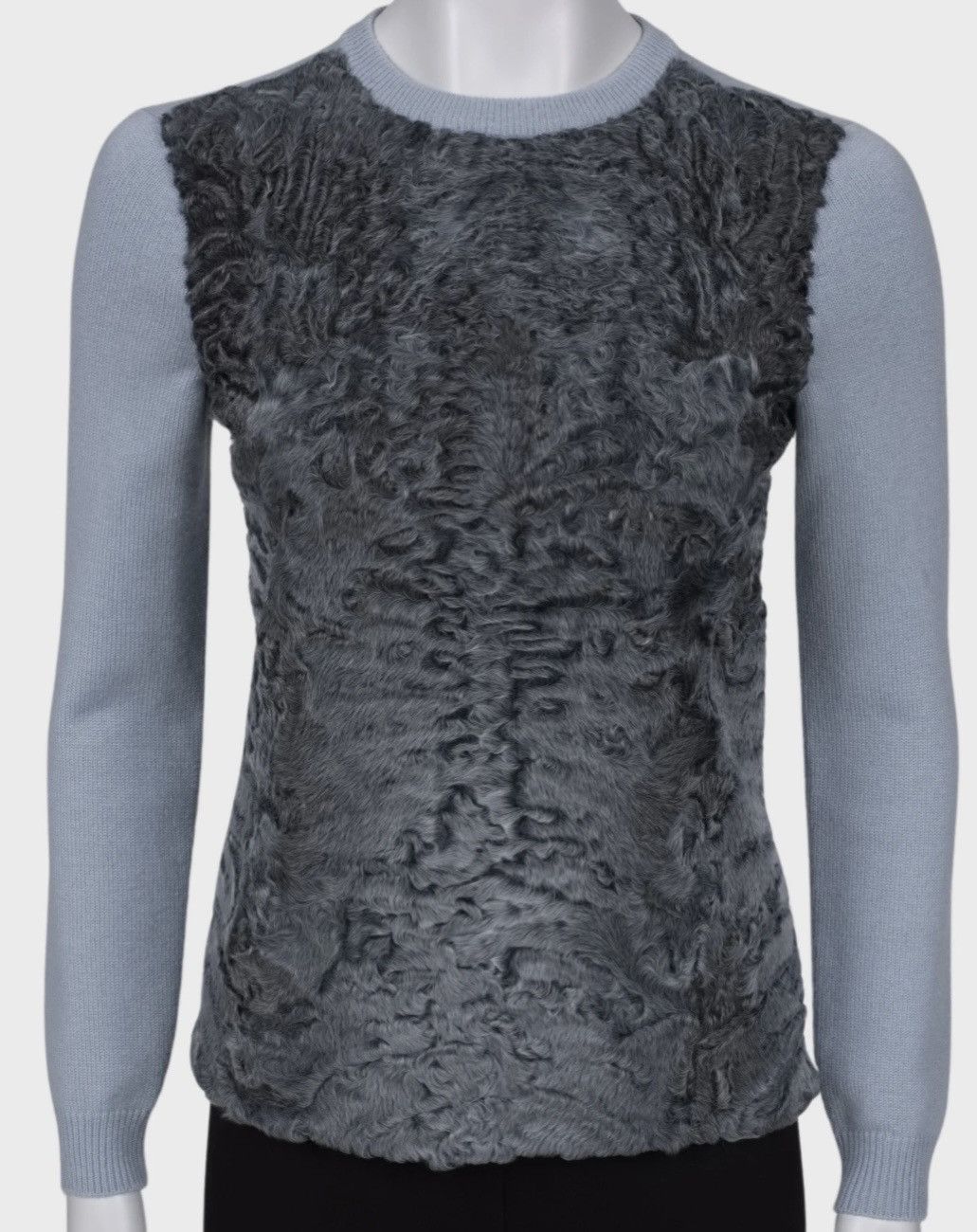 Light gray-blue sweater with fur on the front