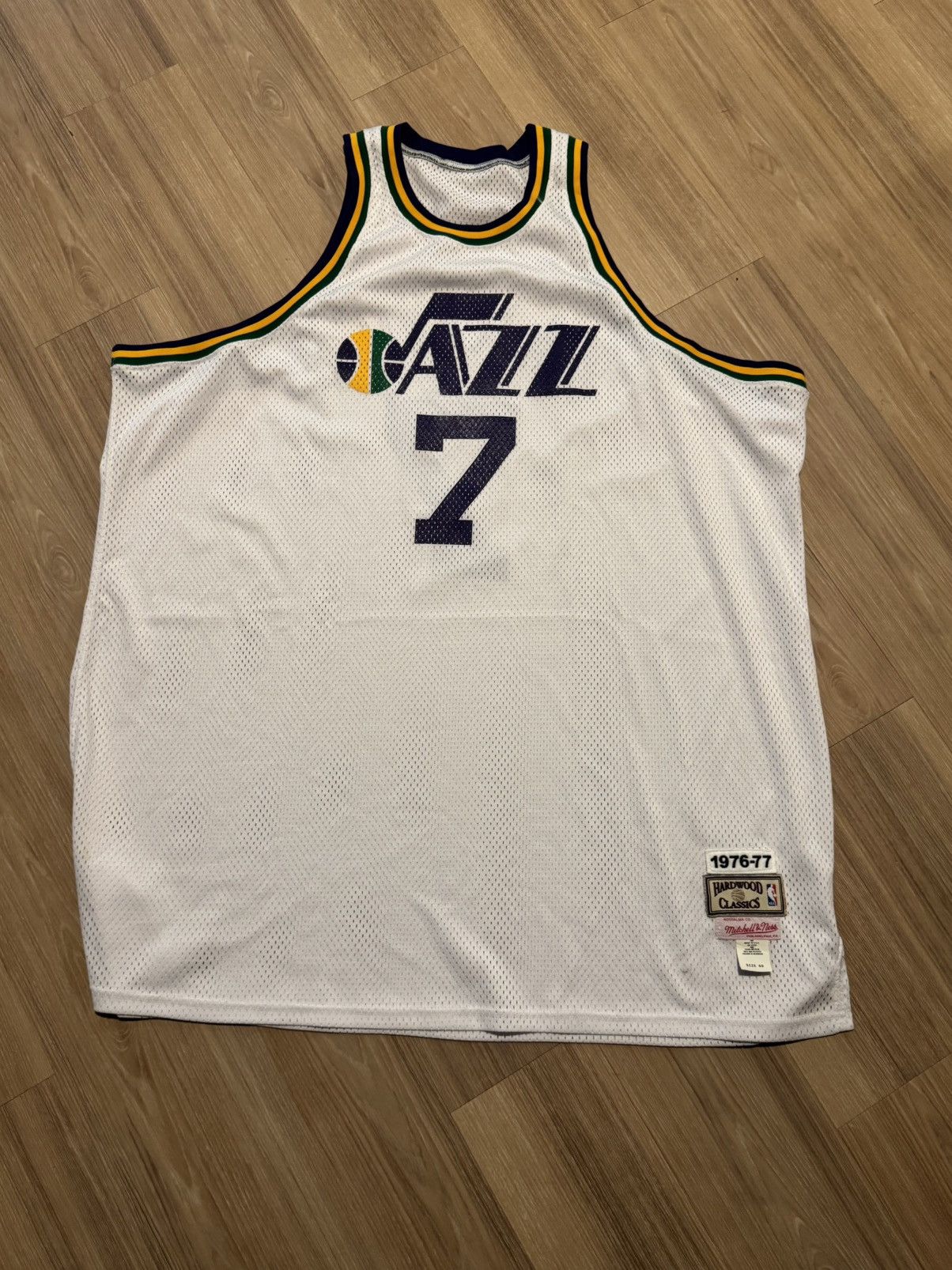 Mitchell & Ness Mitchell & Ness Utah Jazz Pistol Pete Maravich Jersey Size US XXL / EU 58 / 5 - 1 Thumbnail